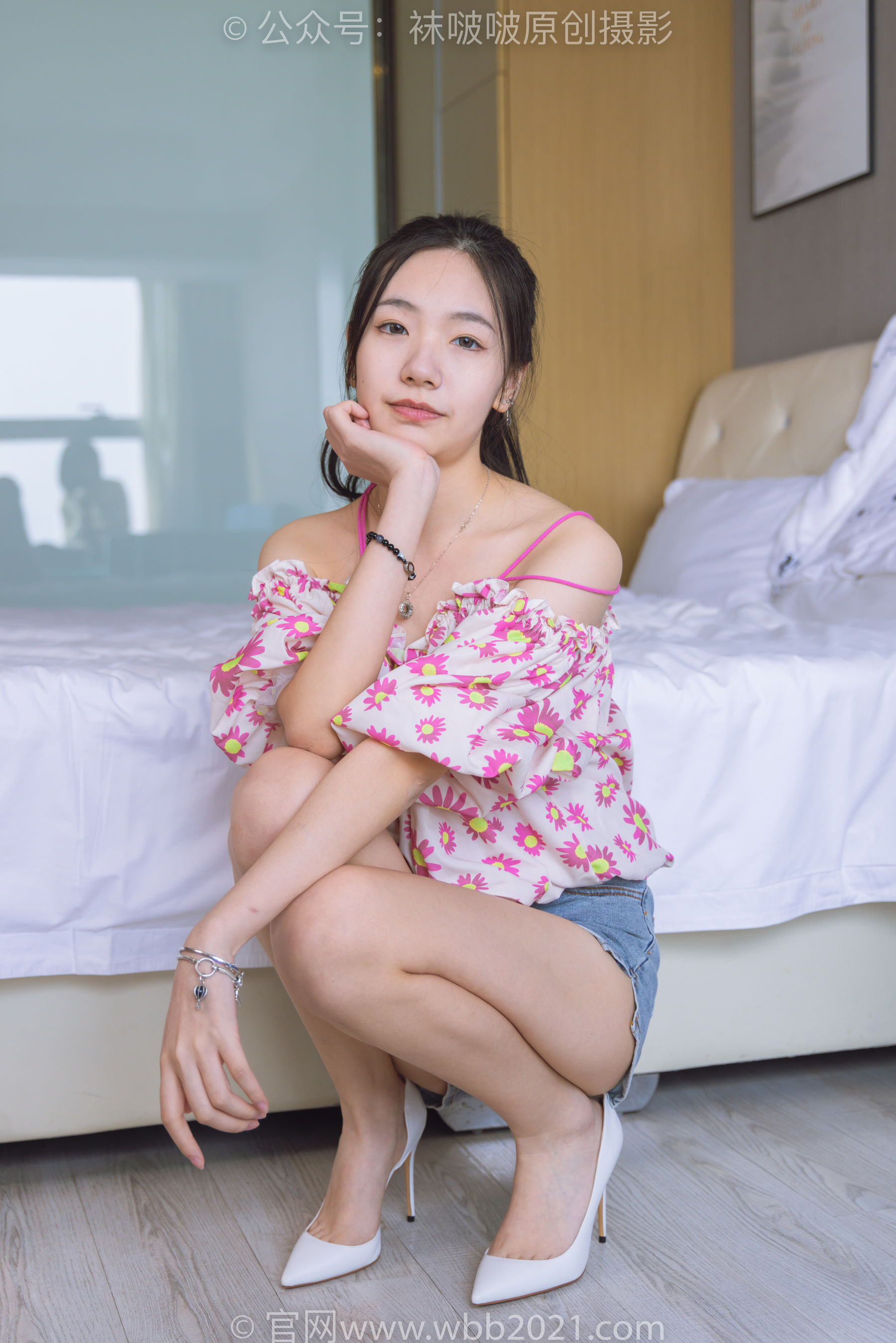 BoBoSocks袜啵啵 No.492 小甜豆 - 高跟鞋、薄肉丝、裸足/(180P)