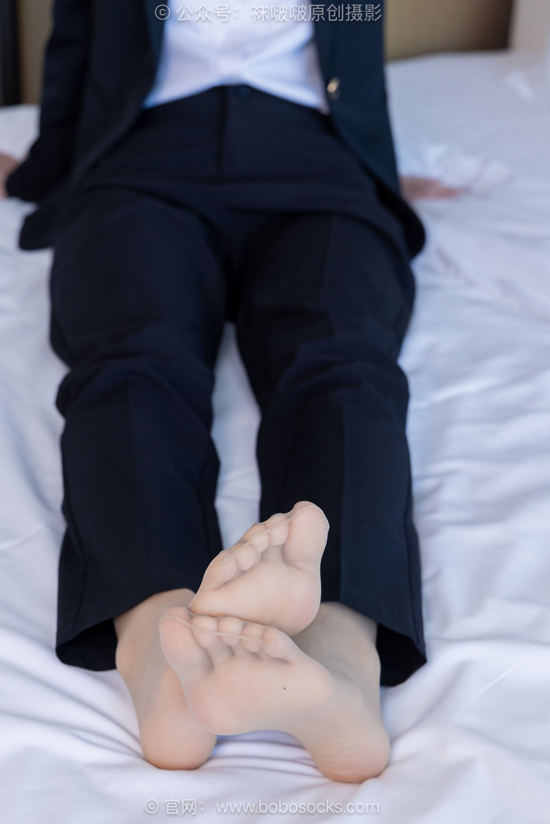 BoBoSocks袜啵啵 No.489 奶油 两双高跟鞋、薄肉丝、ol制服裤里丝、黑色美甲/(151P)