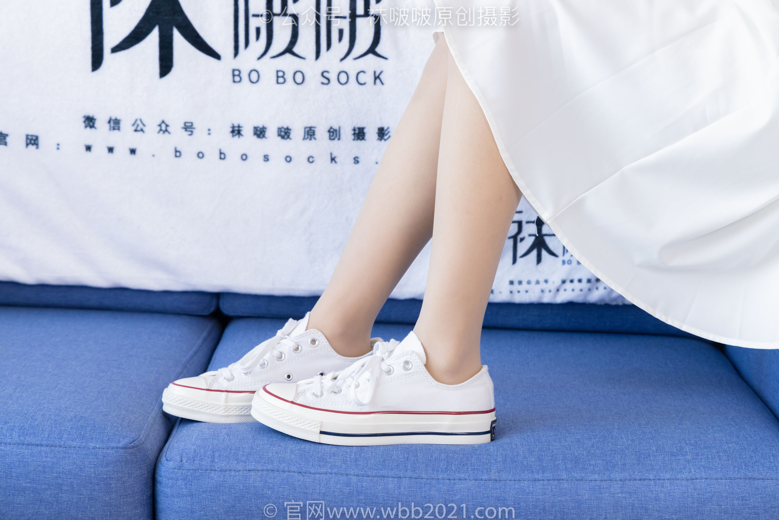 BoBoSocks袜啵啵 No.494 奶油 - 帆布鞋、薄肉丝、薄肉丝踩小蛋糕剧情/(160P)