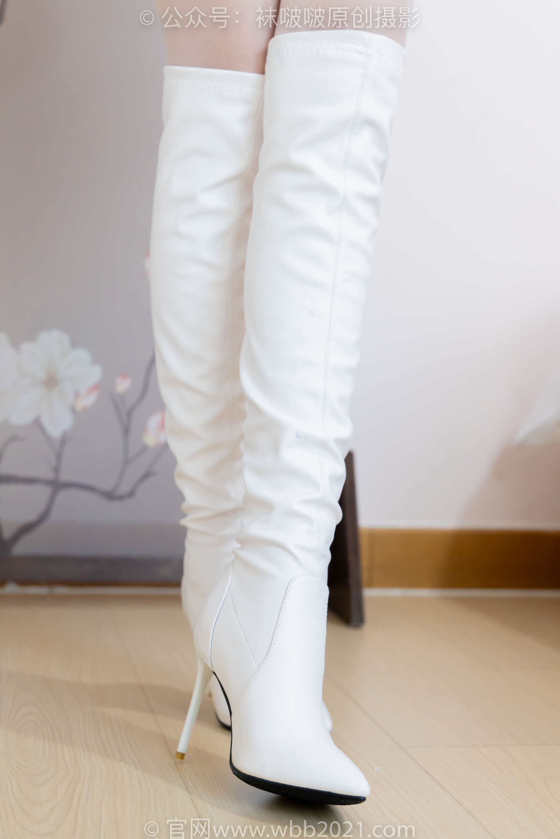 BoBoSocks袜啵啵 No.495 小甜豆 高跟长靴、白棉袜、薄白丝/(150P)