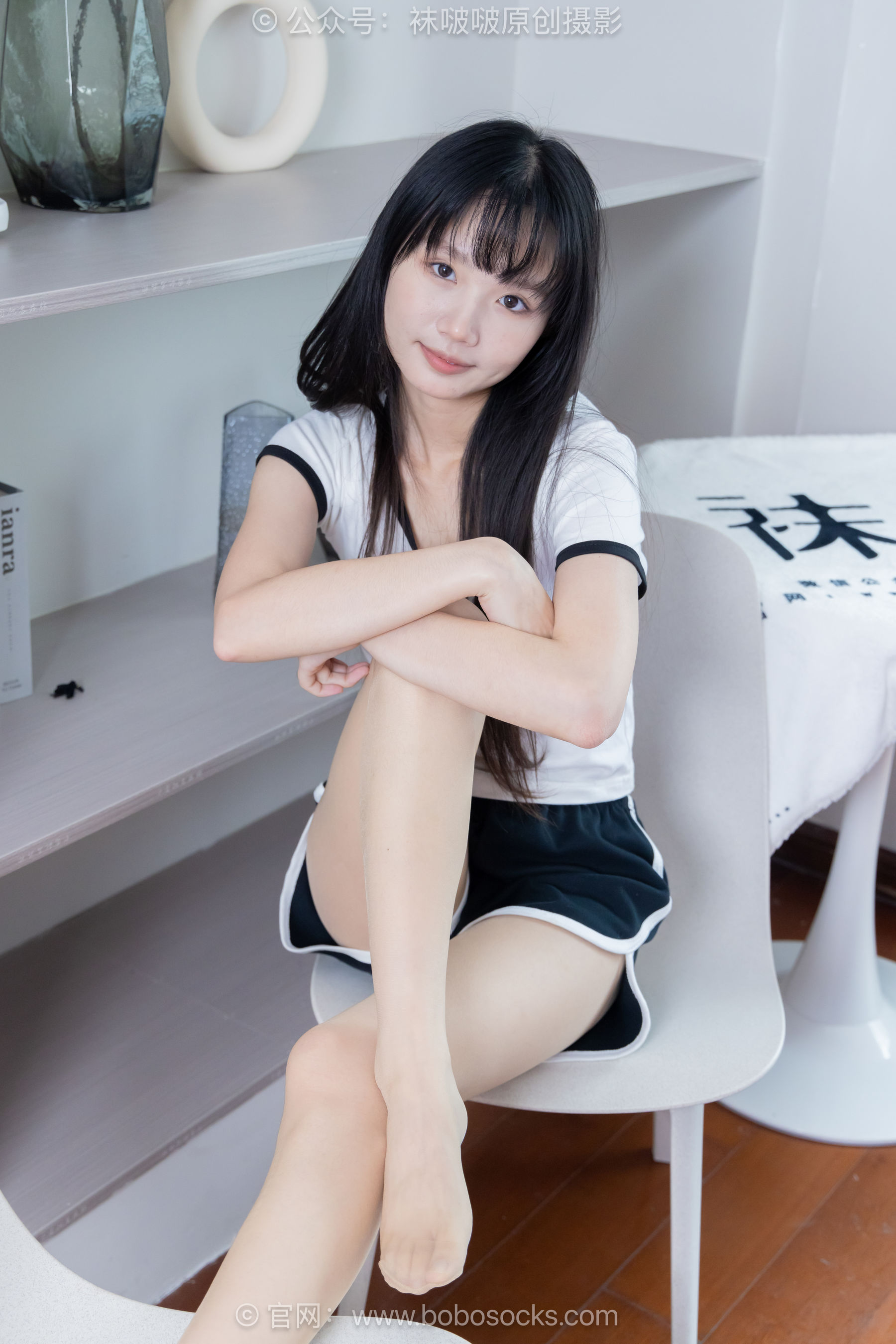 BoBoSocks袜啵啵 No.488 甜甜圈 板鞋、白棉袜、薄肉丝/(146P)