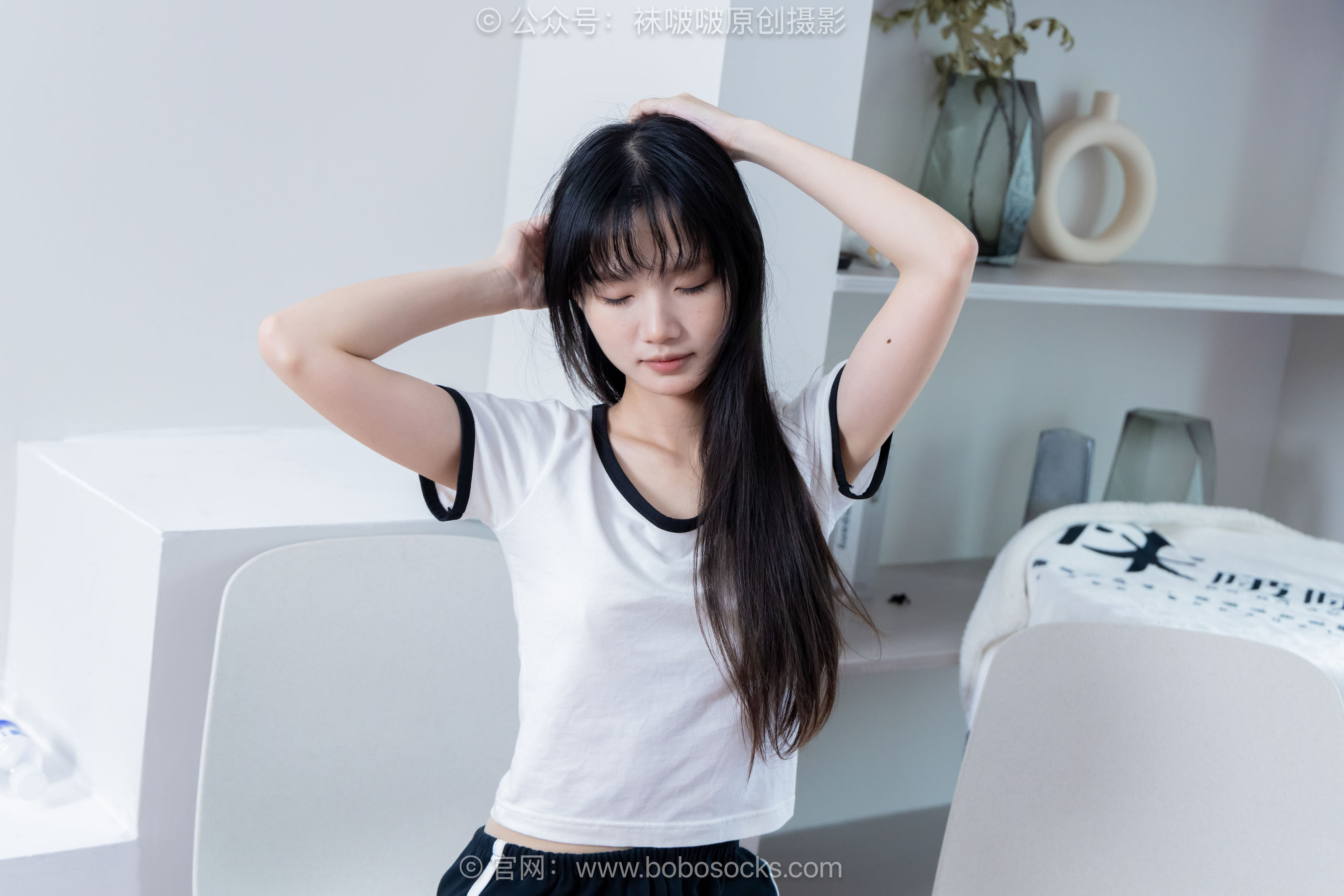 BoBoSocks袜啵啵 No.488 甜甜圈 板鞋、白棉袜、薄肉丝/(146P)