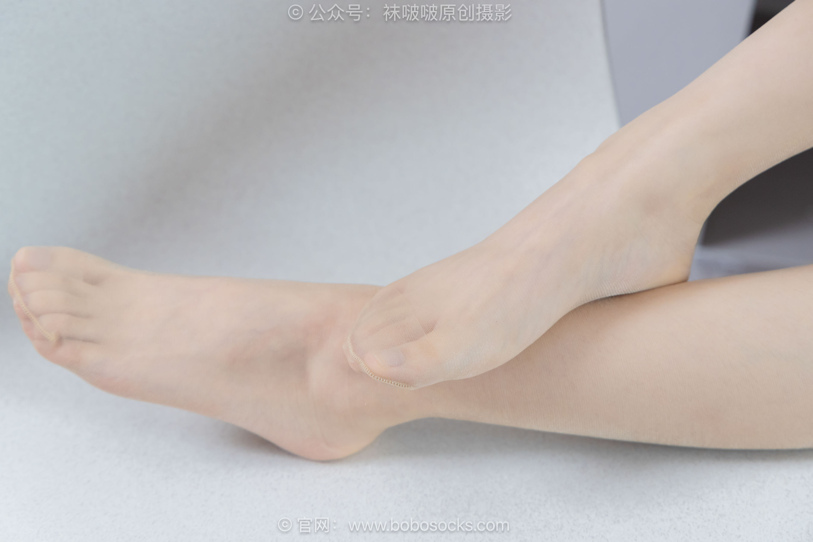 BoBoSocks袜啵啵 No.488 甜甜圈 板鞋、白棉袜、薄肉丝/(146P)