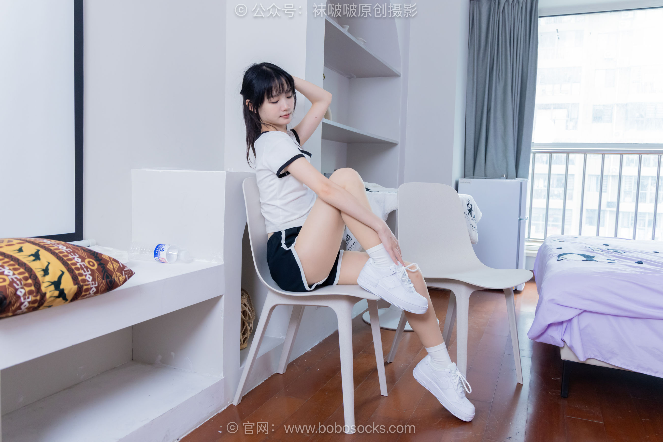 BoBoSocks袜啵啵 No.488 甜甜圈 板鞋、白棉袜、薄肉丝/(146P)