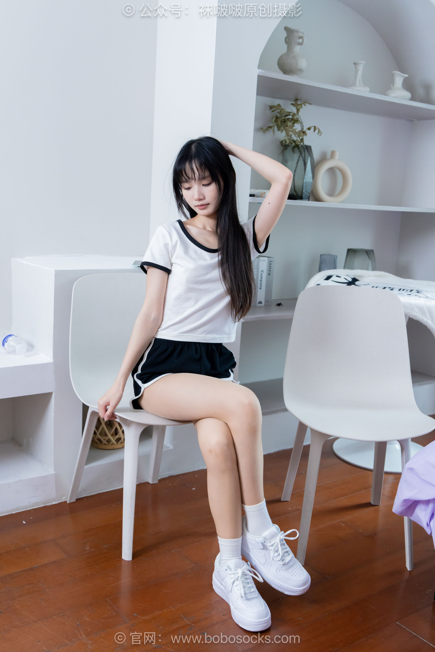 BoBoSocks袜啵啵 No.488 甜甜圈 板鞋、白棉袜、薄肉丝/(146P)