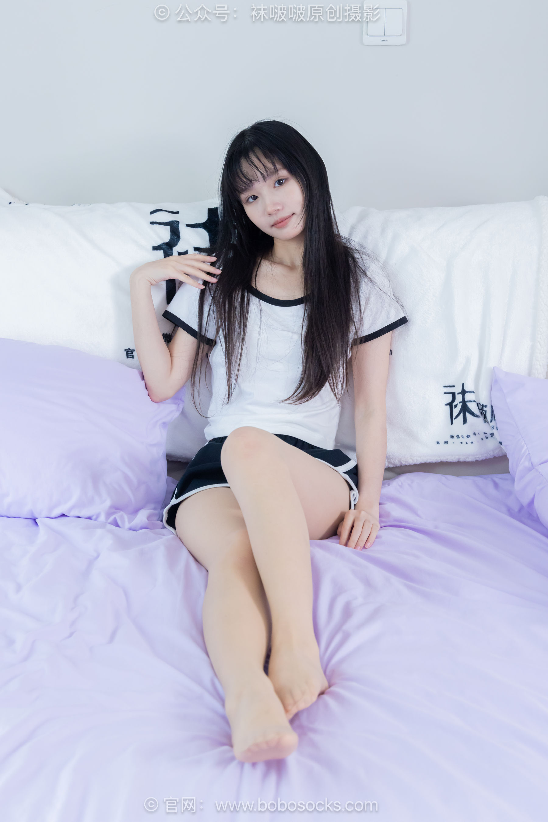 BoBoSocks袜啵啵 No.488 甜甜圈 板鞋、白棉袜、薄肉丝/(146P)