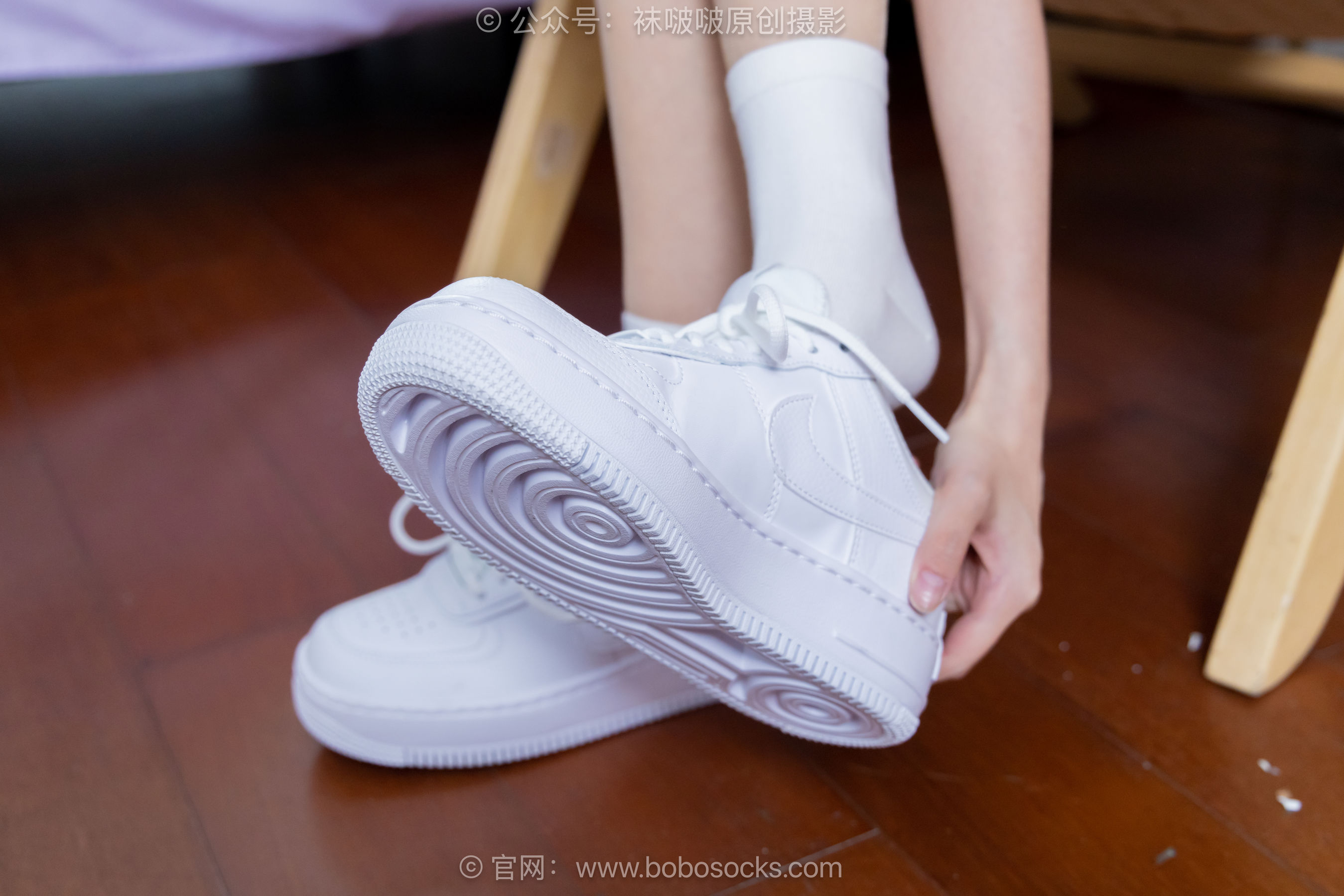 BoBoSocks袜啵啵 No.488 甜甜圈 板鞋、白棉袜、薄肉丝/(146P)