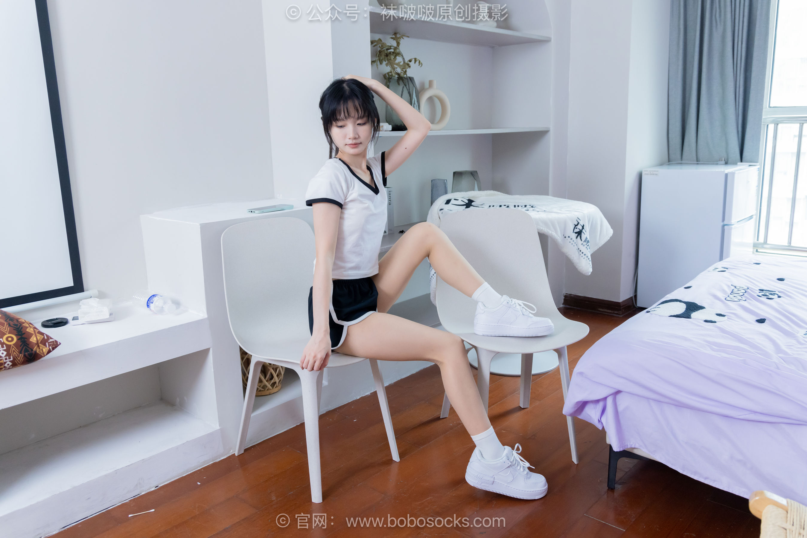 BoBoSocks袜啵啵 No.488 甜甜圈 板鞋、白棉袜、薄肉丝/(146P)