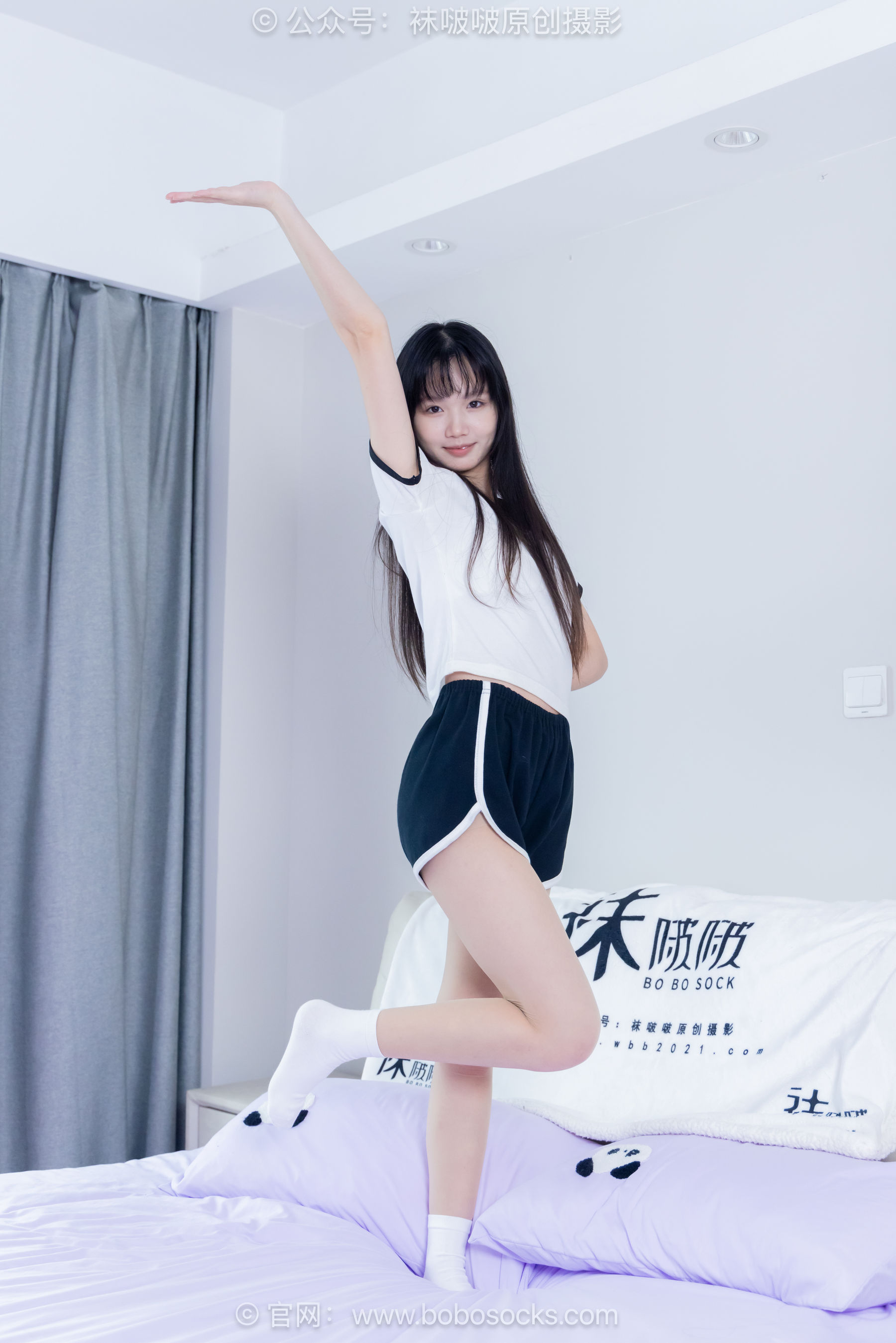 BoBoSocks袜啵啵 No.488 甜甜圈 板鞋、白棉袜、薄肉丝/(146P)