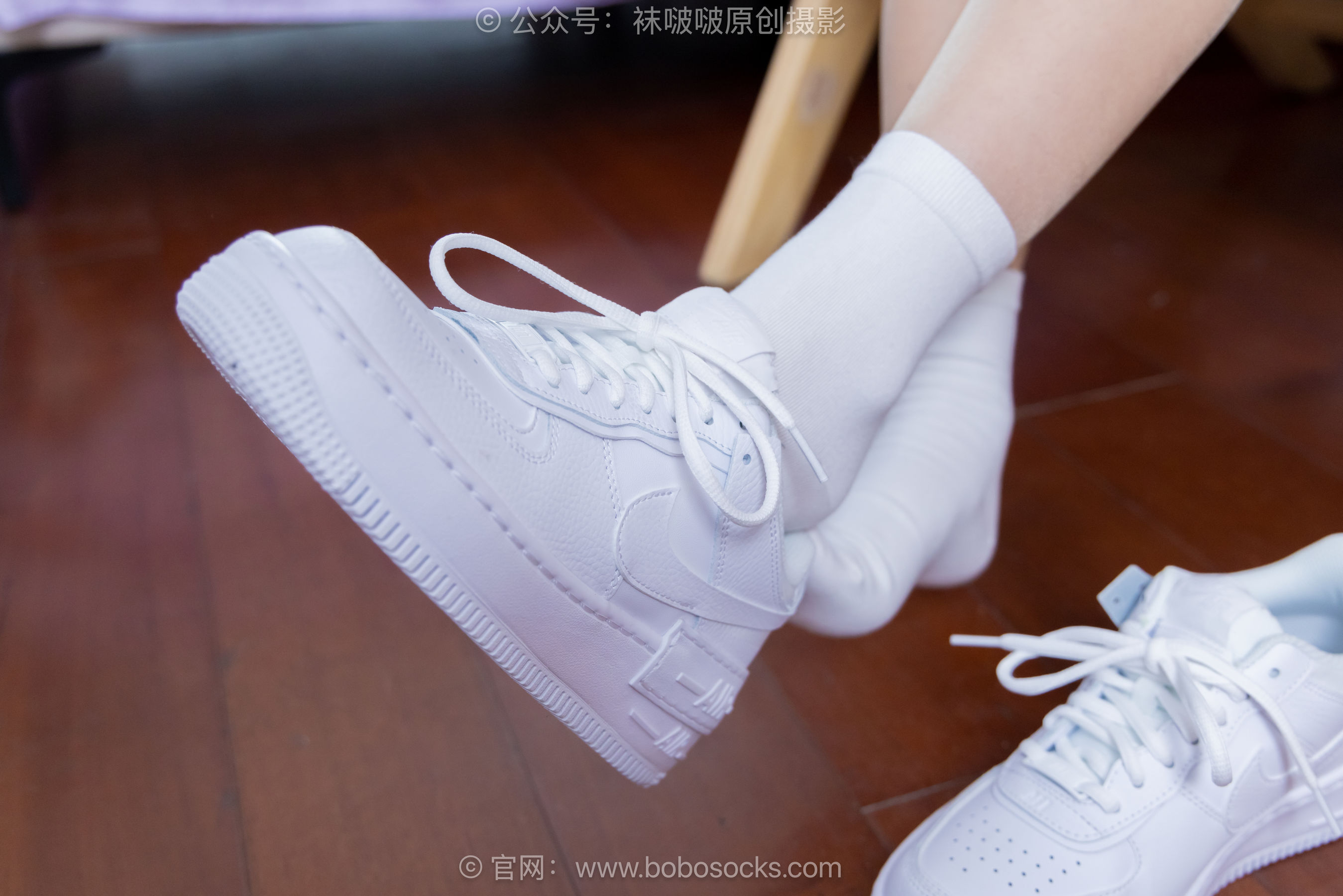 BoBoSocks袜啵啵 No.488 甜甜圈 板鞋、白棉袜、薄肉丝/(146P)