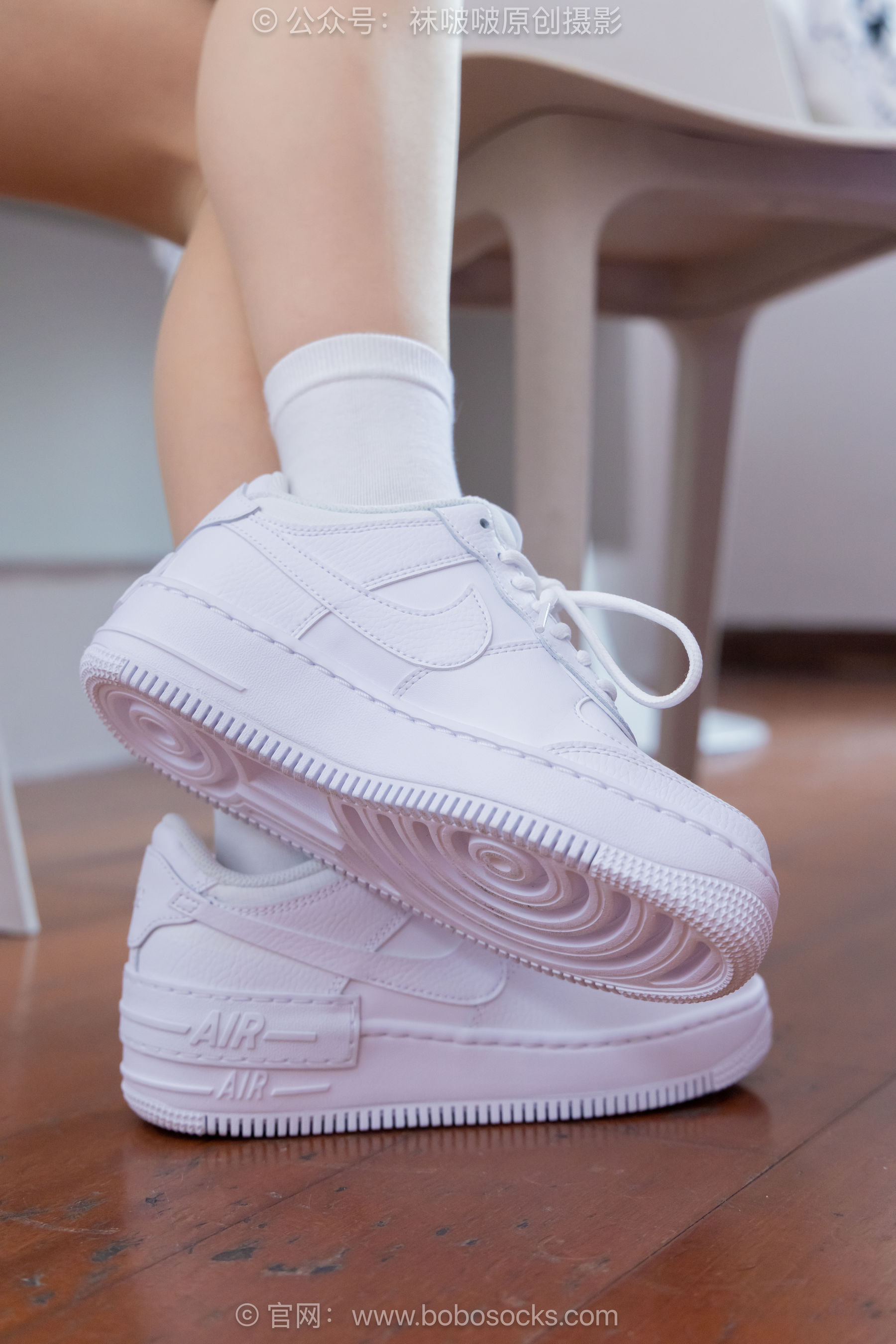 BoBoSocks袜啵啵 No.488 甜甜圈 板鞋、白棉袜、薄肉丝/(146P)