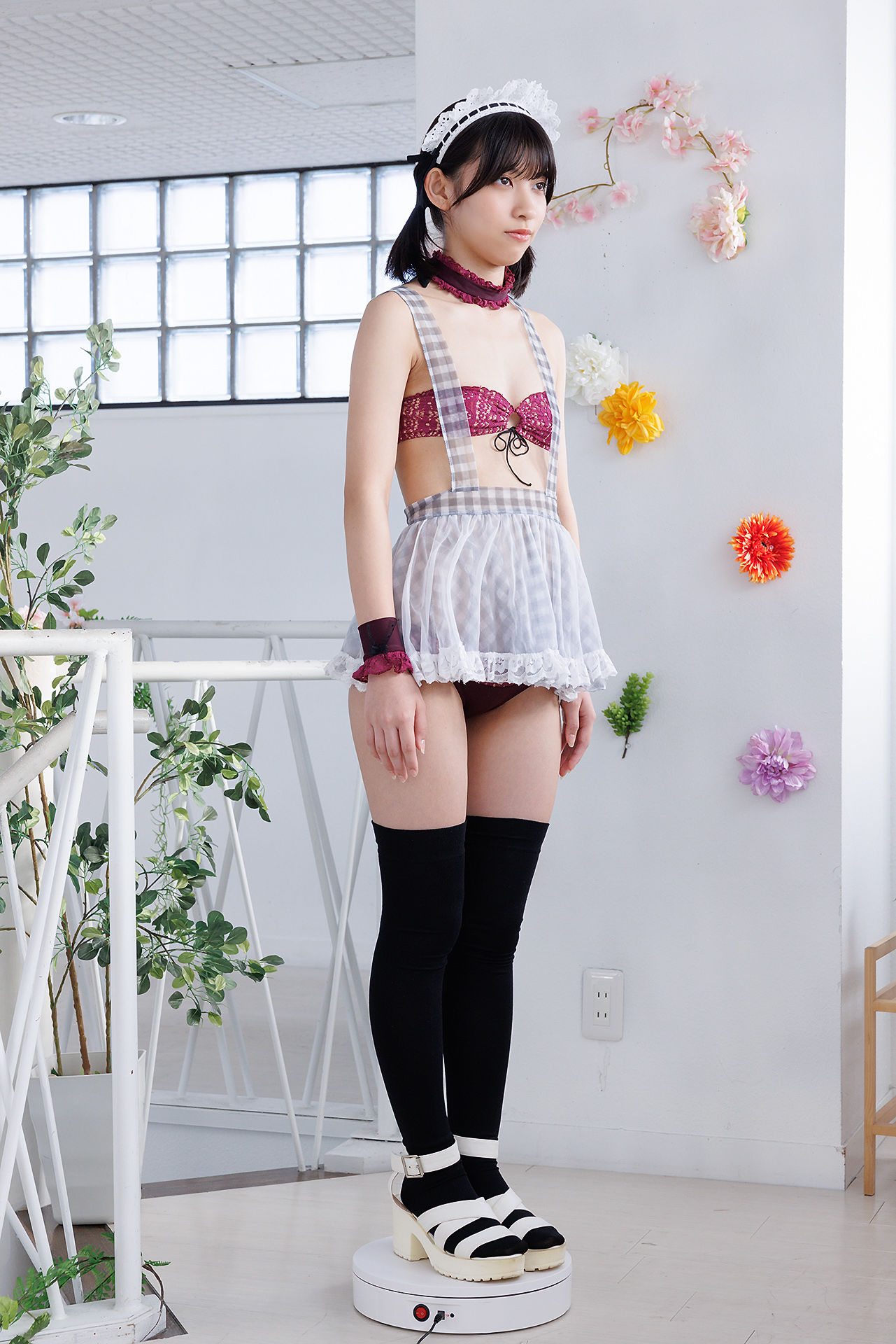 [Minisuka.tv] Akane Nishikawa 西川茜 - Regular Gallery Set 8.03/(44P)