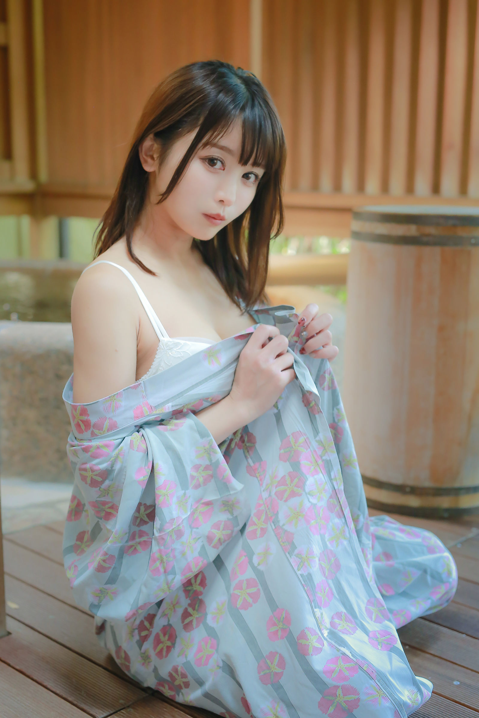 いくみ – (193iKkyu3) - Ikumi いくみ Ikumi to Onsen いくみと温泉/(202P)