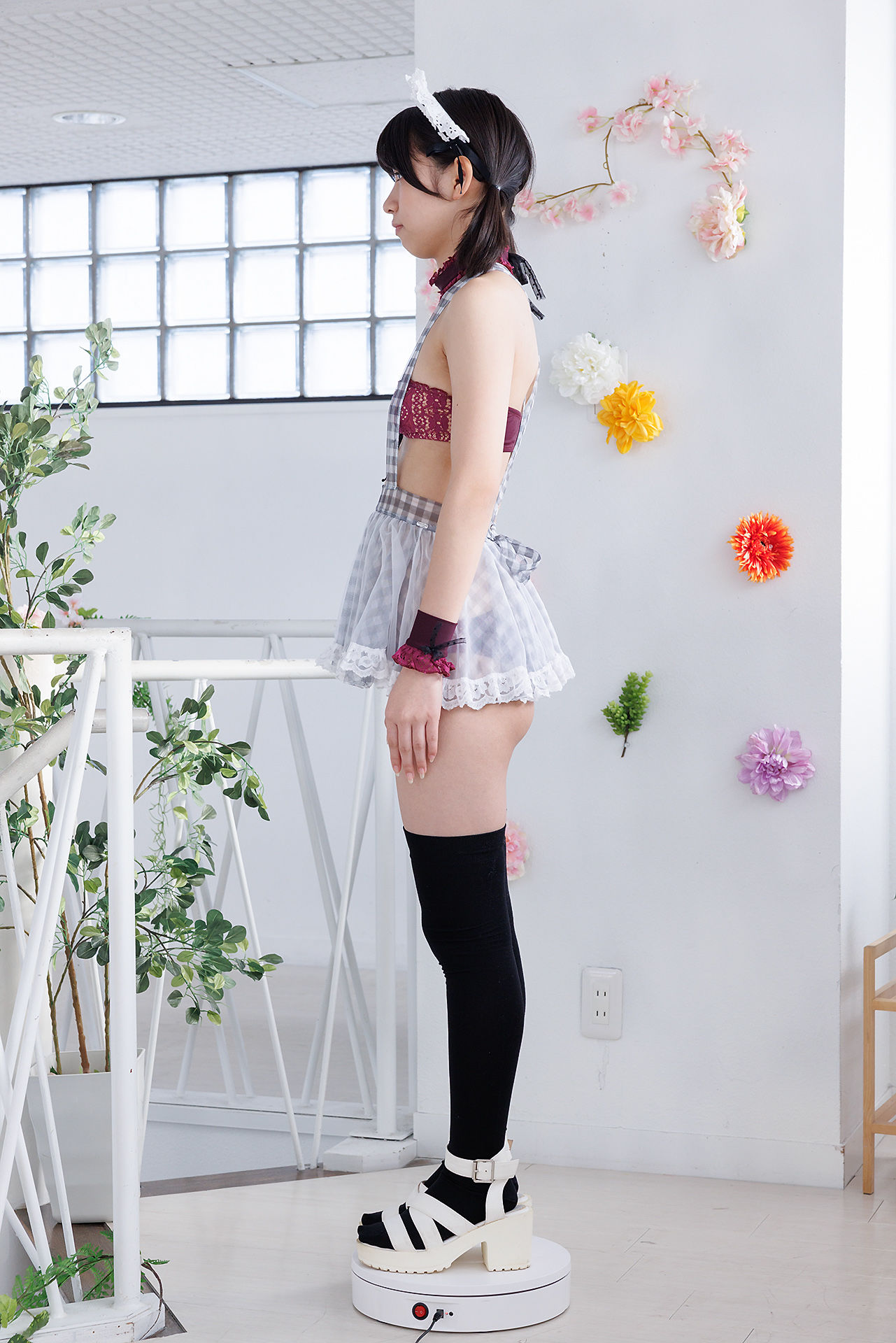 [Minisuka.tv] Akane Nishikawa 西川茜 - Regular Gallery Set 8.03/(44P)