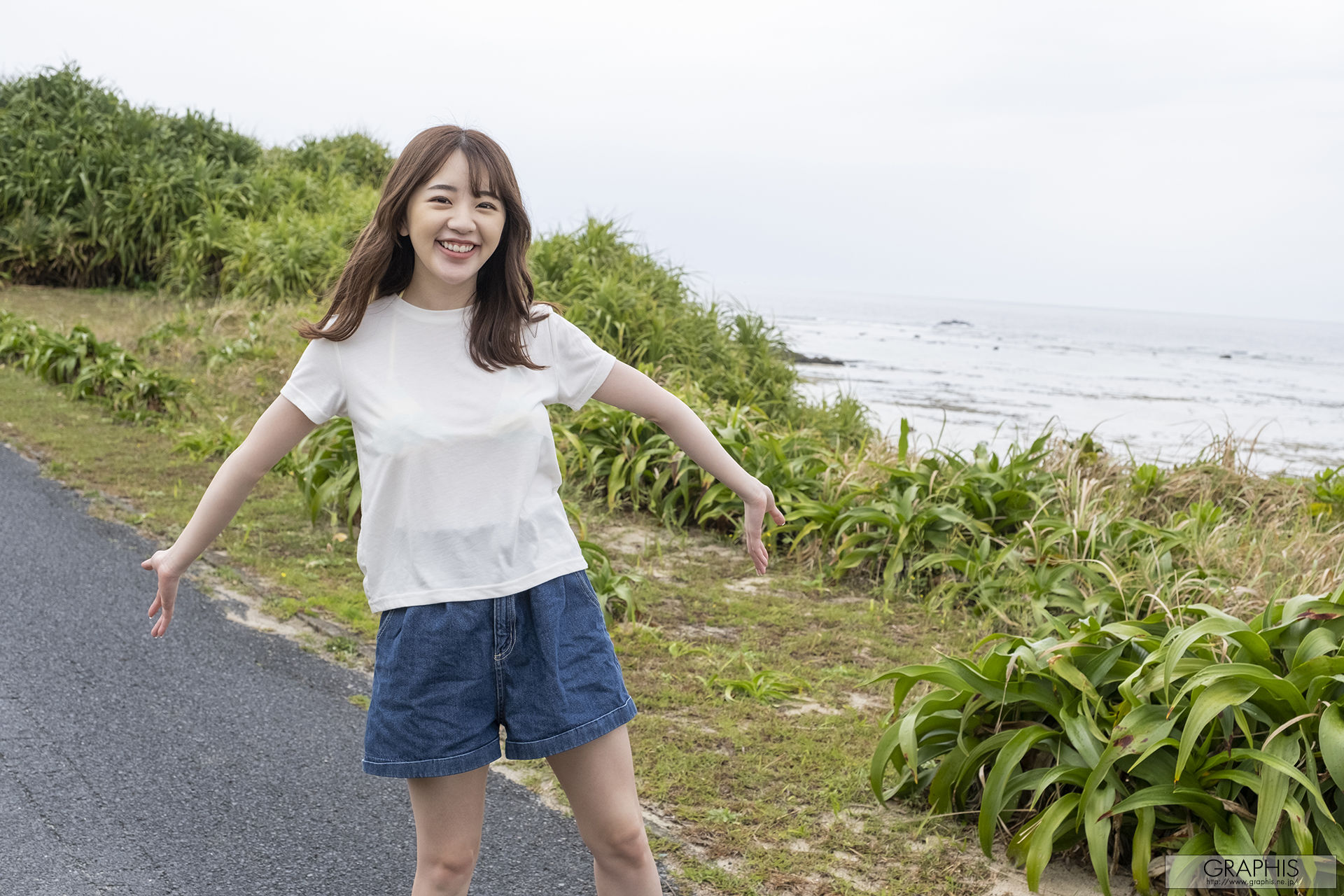 [Graphis Gals] NO.554 Mirei Uno 宇野みれい Curvaceous!/(63P)