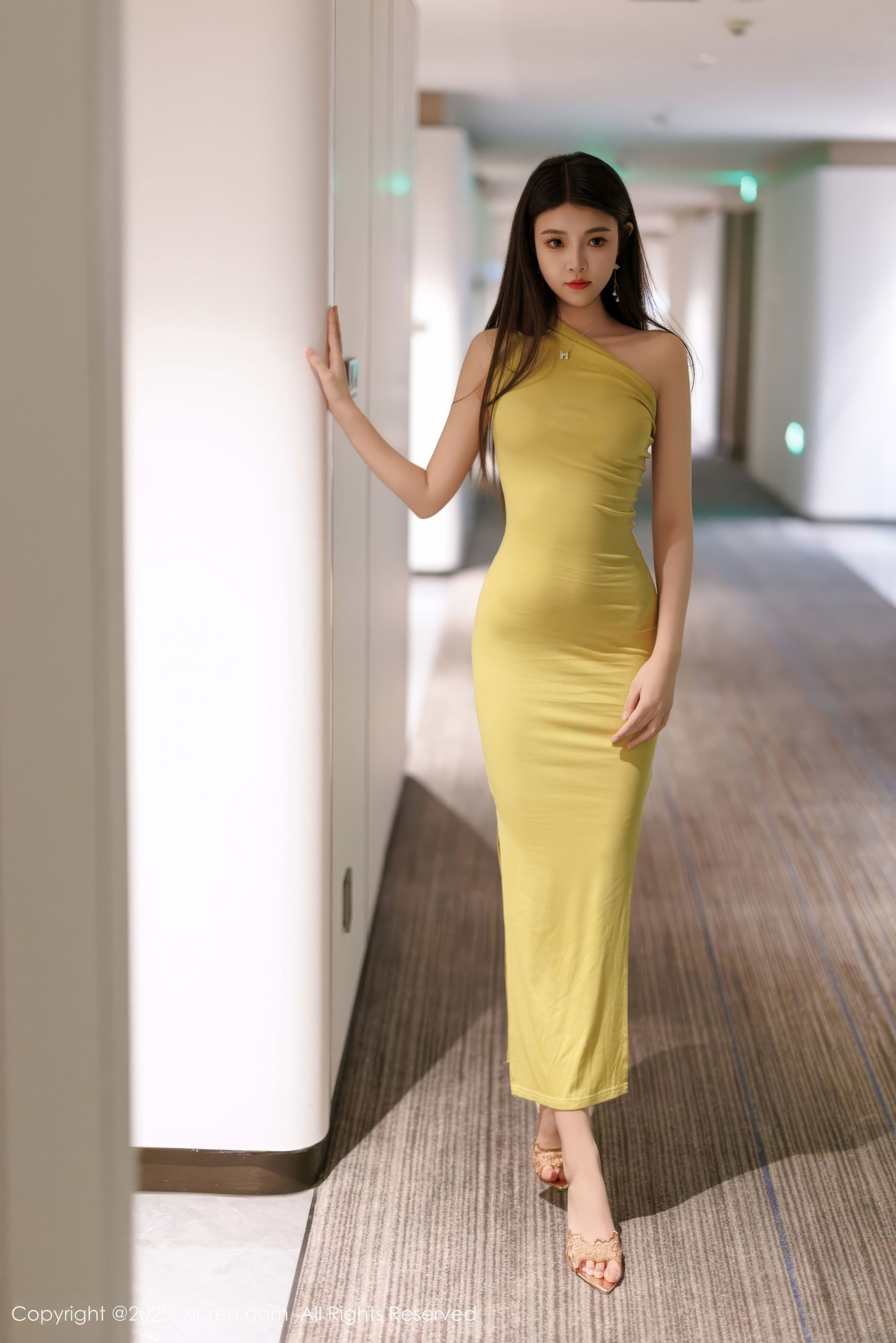 [秀人XiuRen] 2025.01.15 No.9761 初梦瑶/(83P)