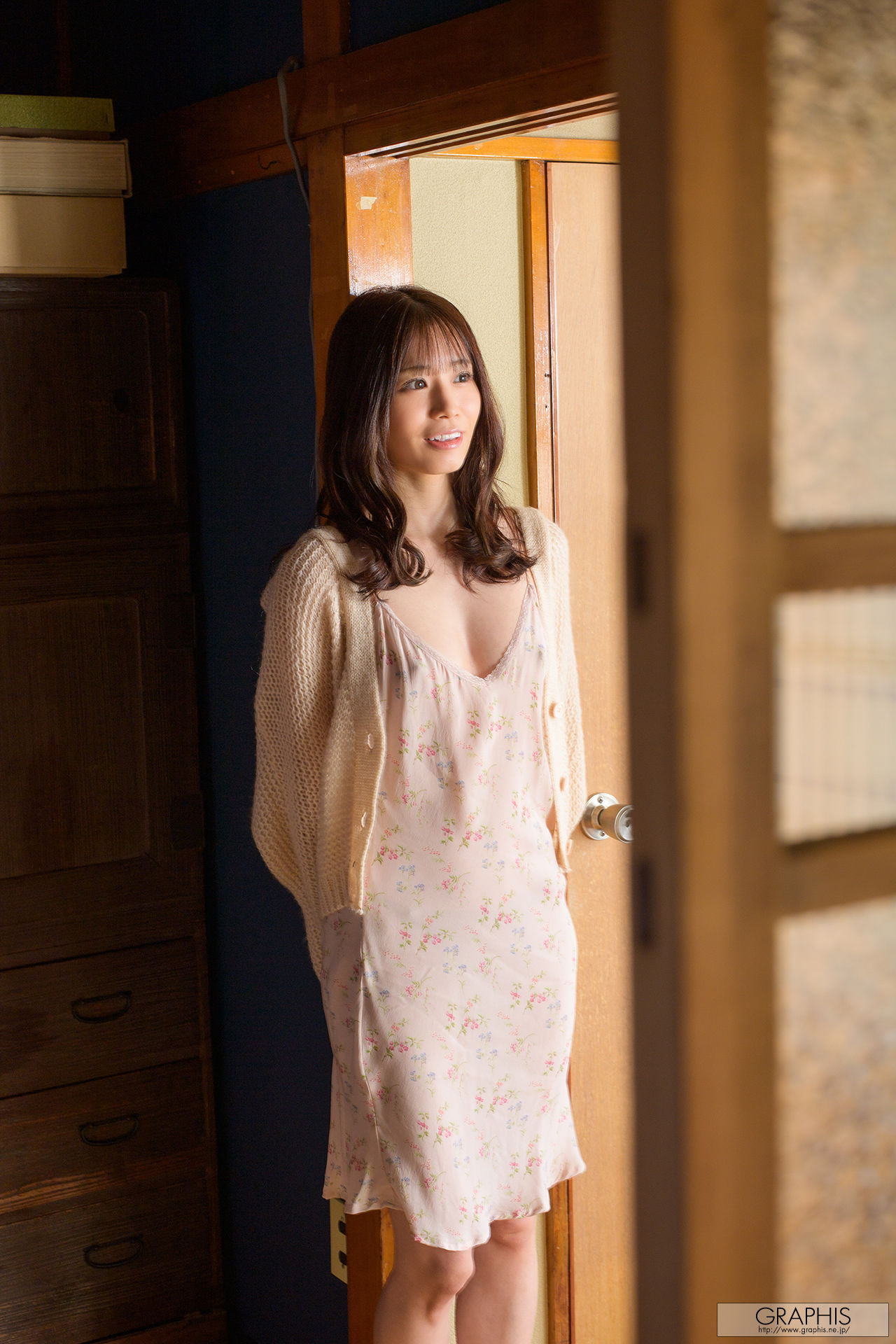 [Graphis Gals] NO.552 Nana Miho 未歩なな VIVACIOUS/(87P)
