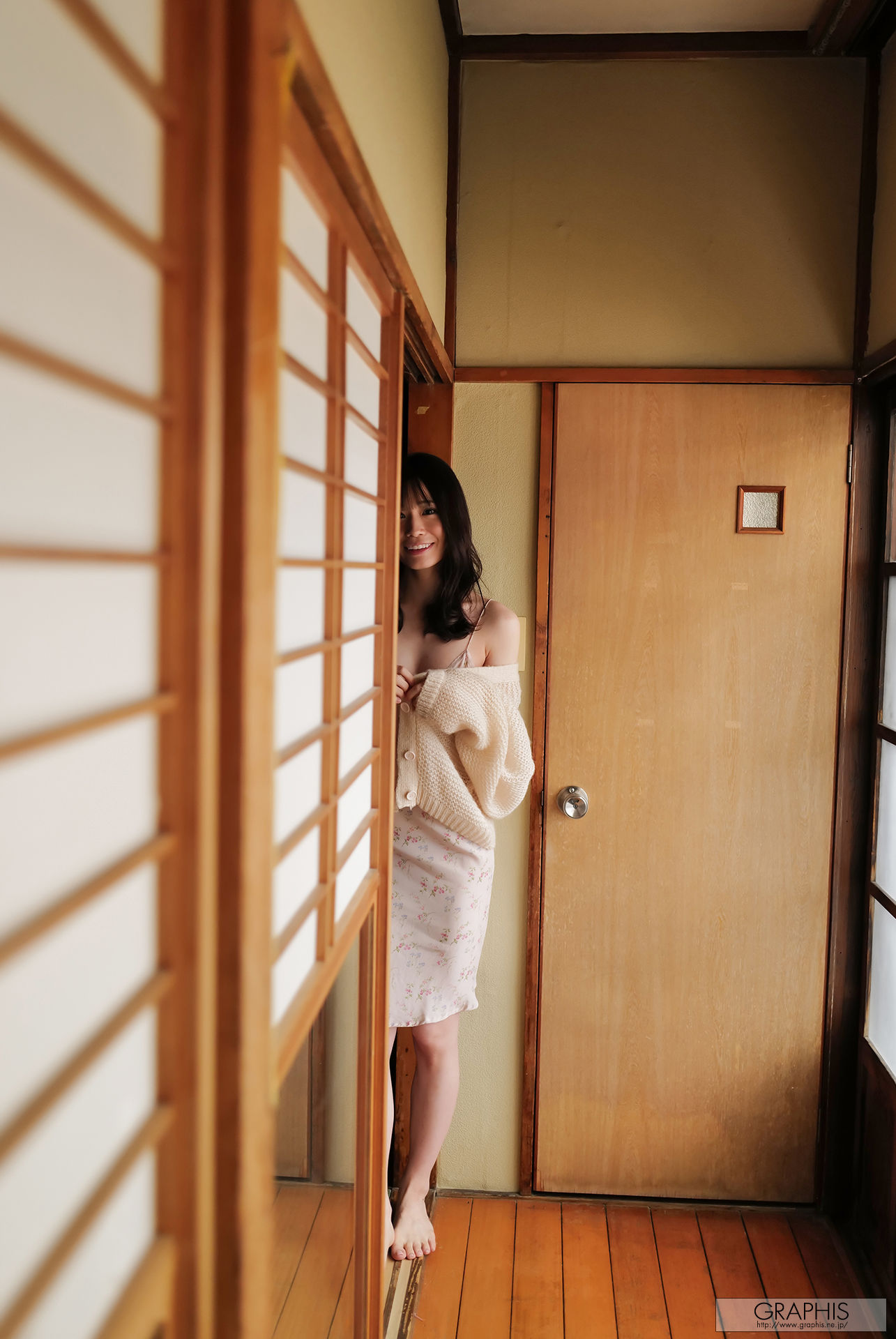 [Graphis Gals] NO.552 Nana Miho 未歩なな VIVACIOUS/(87P)