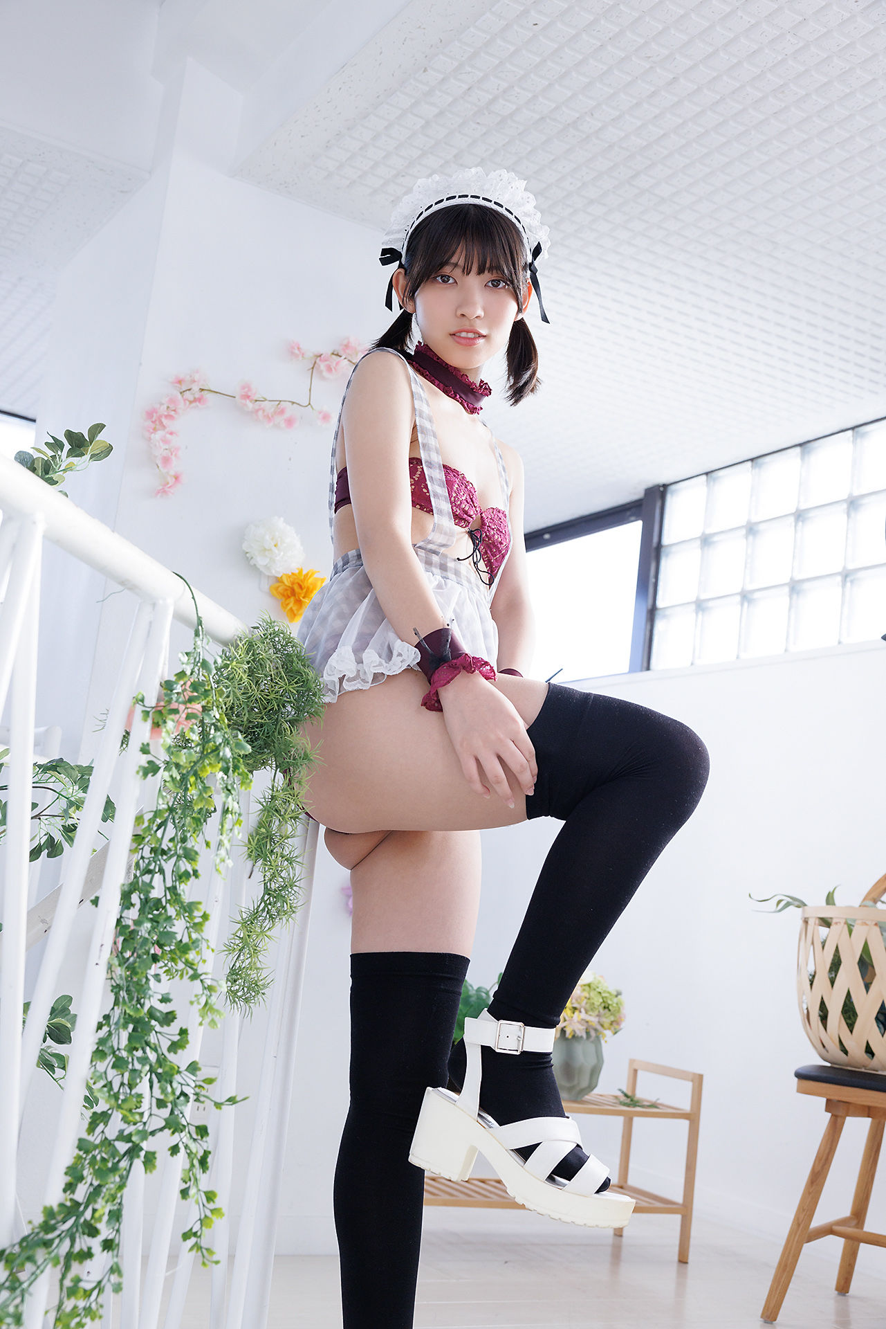 [Minisuka.tv] Akane Nishikawa 西川茜 - Regular Gallery Set 8.03/(44P)