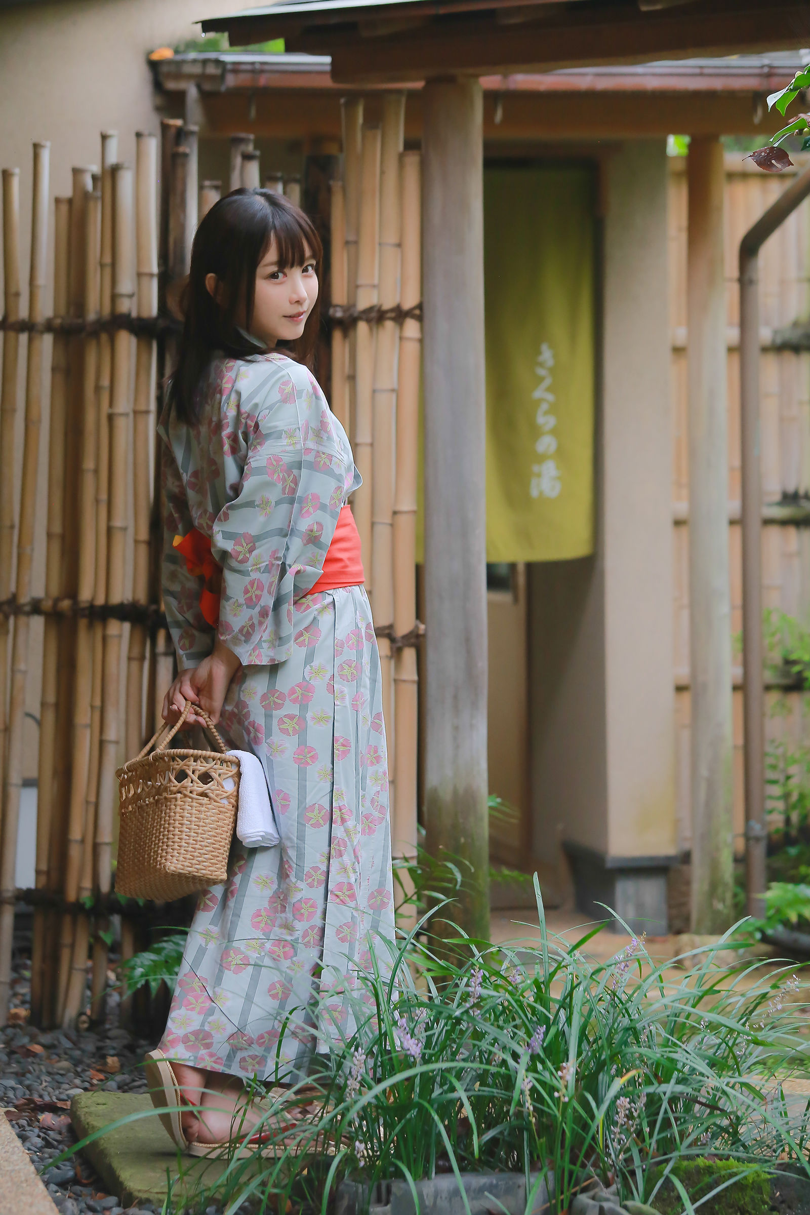 いくみ – (193iKkyu3) - Ikumi いくみ Ikumi to Onsen いくみと温泉/(202P)