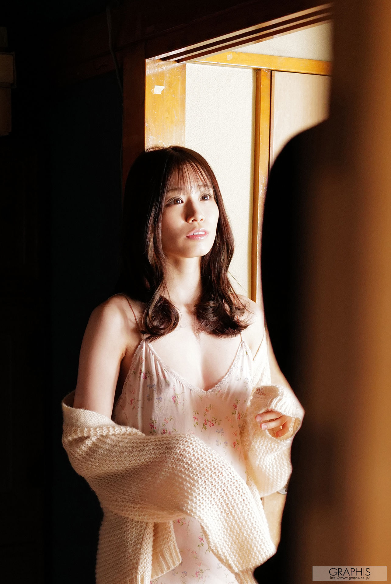 [Graphis Gals] NO.552 Nana Miho 未歩なな VIVACIOUS/(87P)