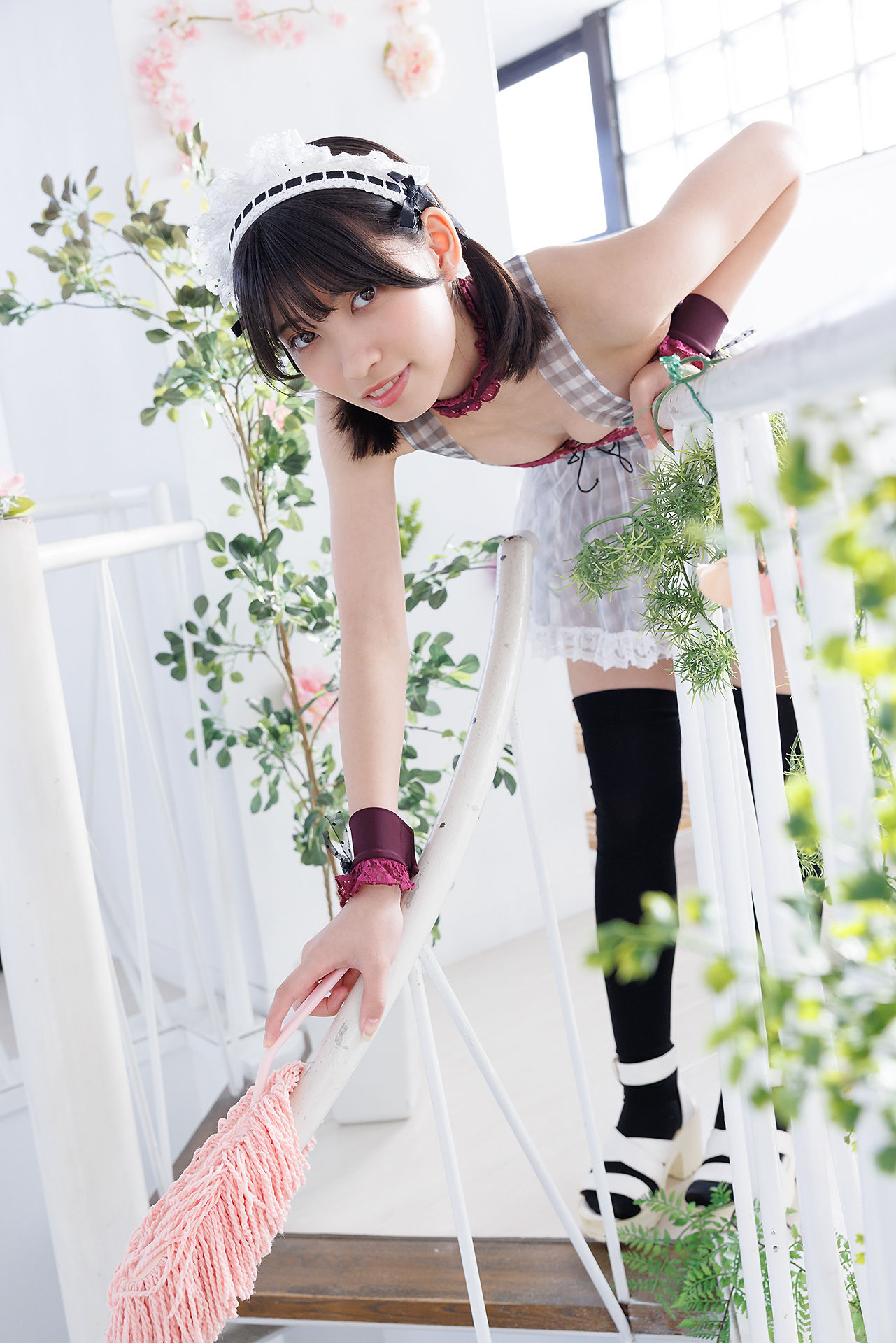 [Minisuka.tv] Akane Nishikawa 西川茜 - Regular Gallery Set 8.03/(44P)
