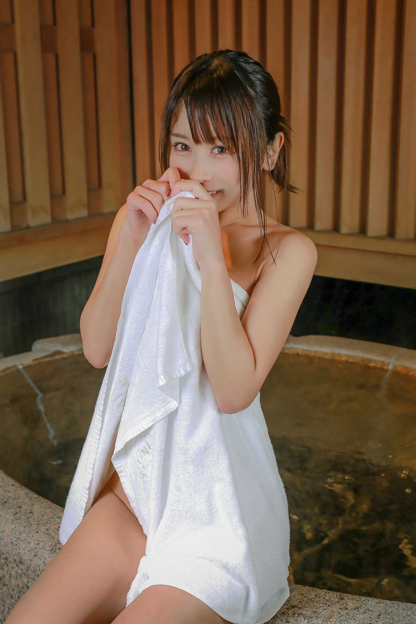 いくみ – (193iKkyu3) - Ikumi いくみ Ikumi to Onsen いくみと温泉/(202P)