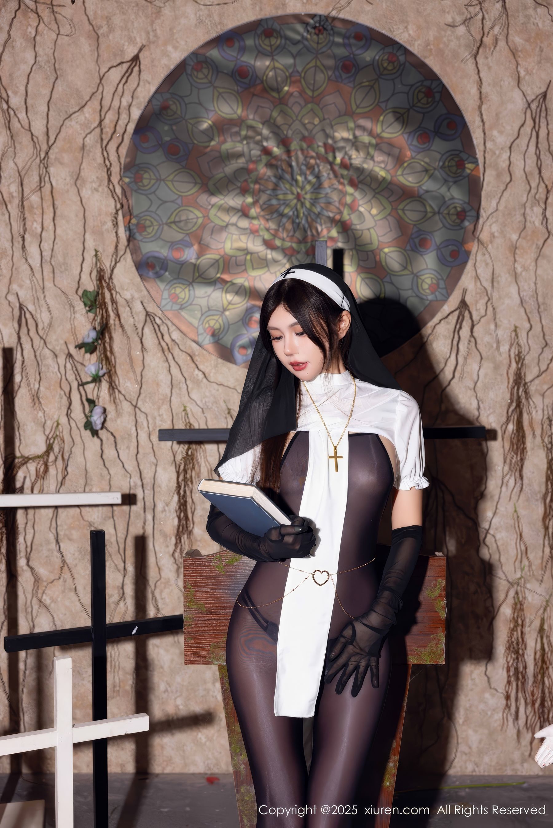 [秀人XiuRen] 2025.01.17 No.9774 绮里嘉ula/(79P)