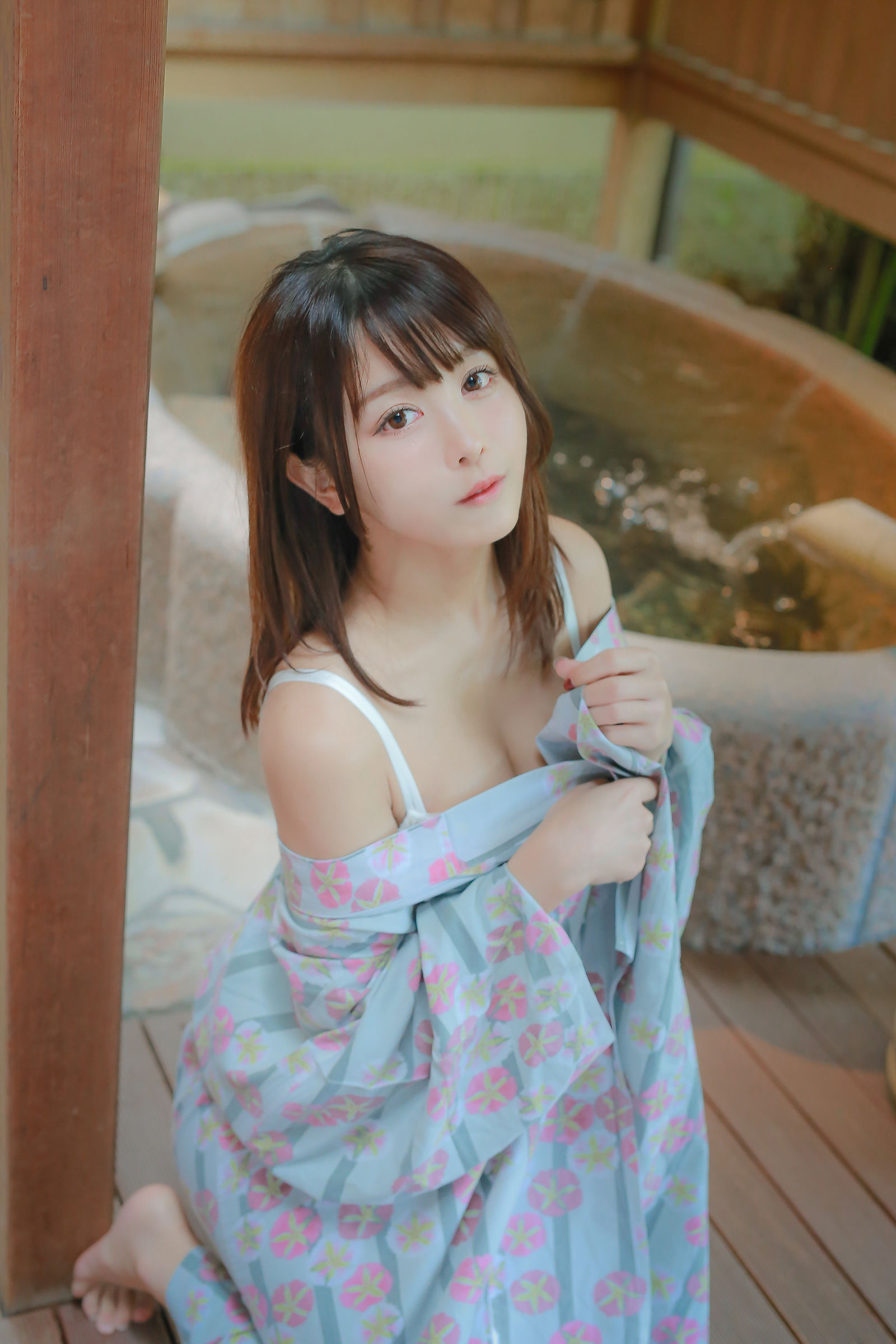 いくみ – (193iKkyu3) - Ikumi いくみ Ikumi to Onsen いくみと温泉/(202P)