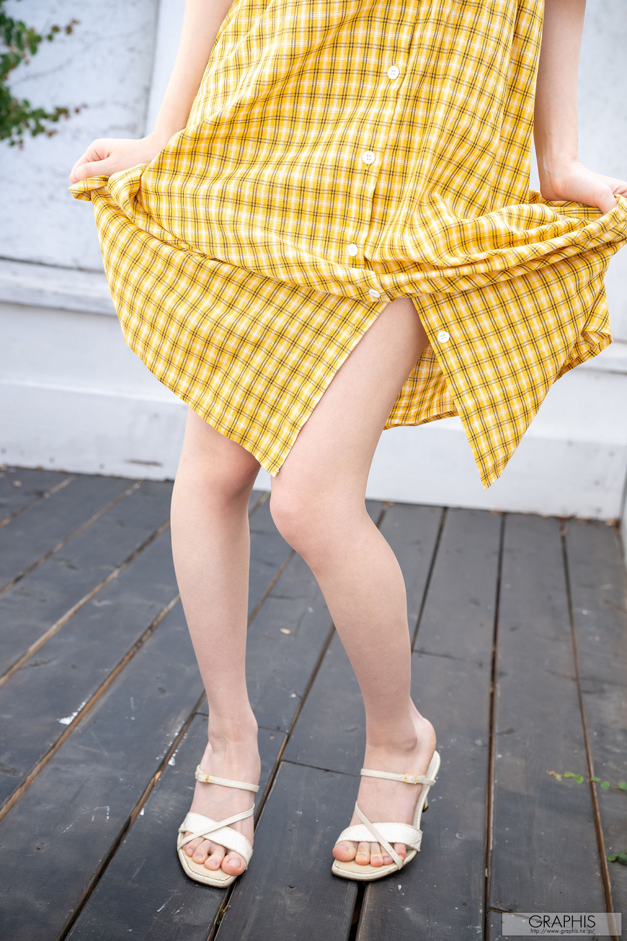 [Graphis Gals] NO.553 Hamabe Shiho 浜辺栞帆 SPLENDID!/(53P)