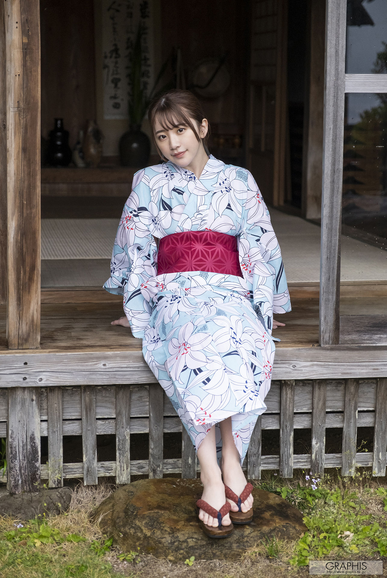 [Graphis Gals] NO.554 Mirei Uno 宇野みれい Curvaceous!/(63P)