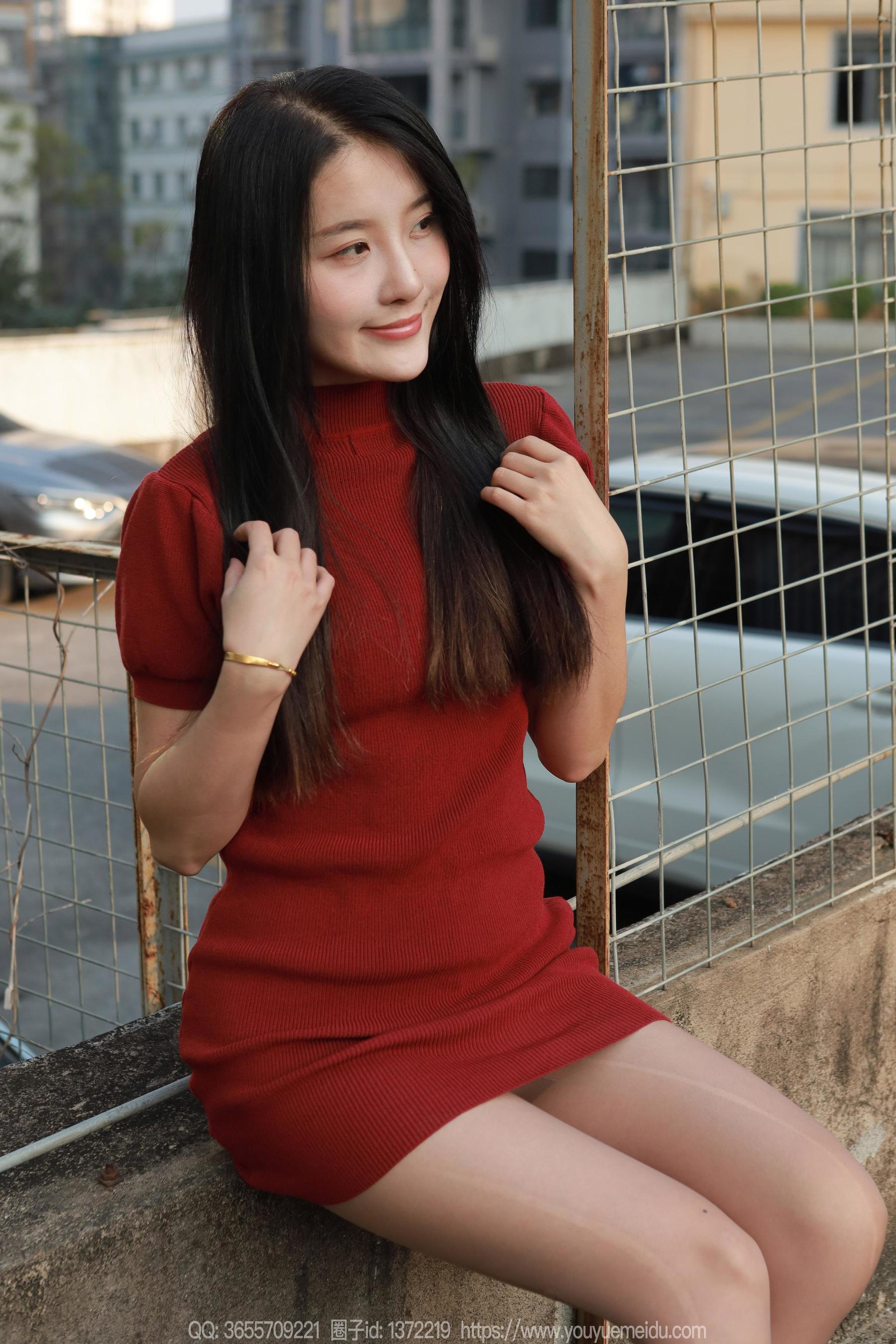 IESS异思趣向 - 模特： 婉萍 《西红柿（上）》/(85P)