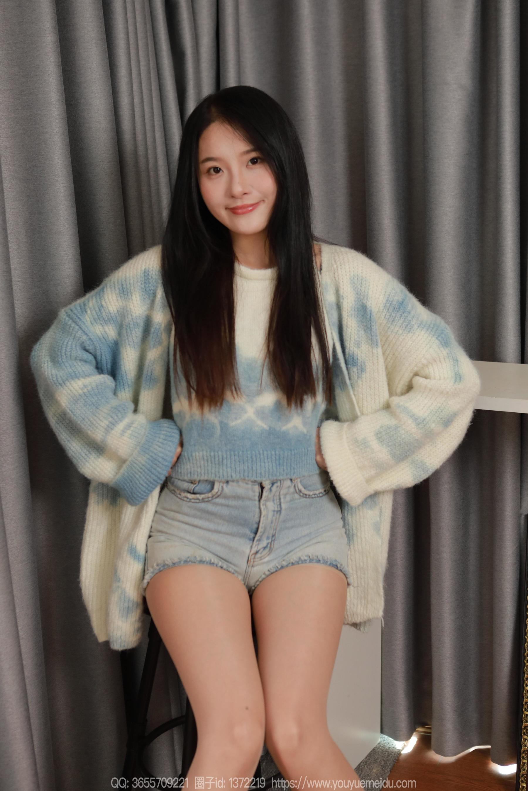 IESS异思趣向 - 模特： 婉萍 《蓝白毛衣（上）》/(90P)