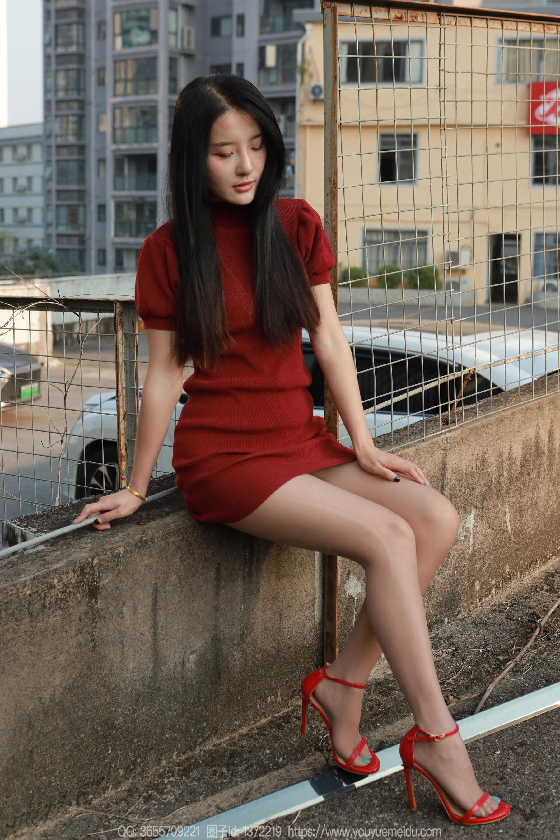 IESS异思趣向 - 模特： 婉萍 《西红柿（上）》/(85P)