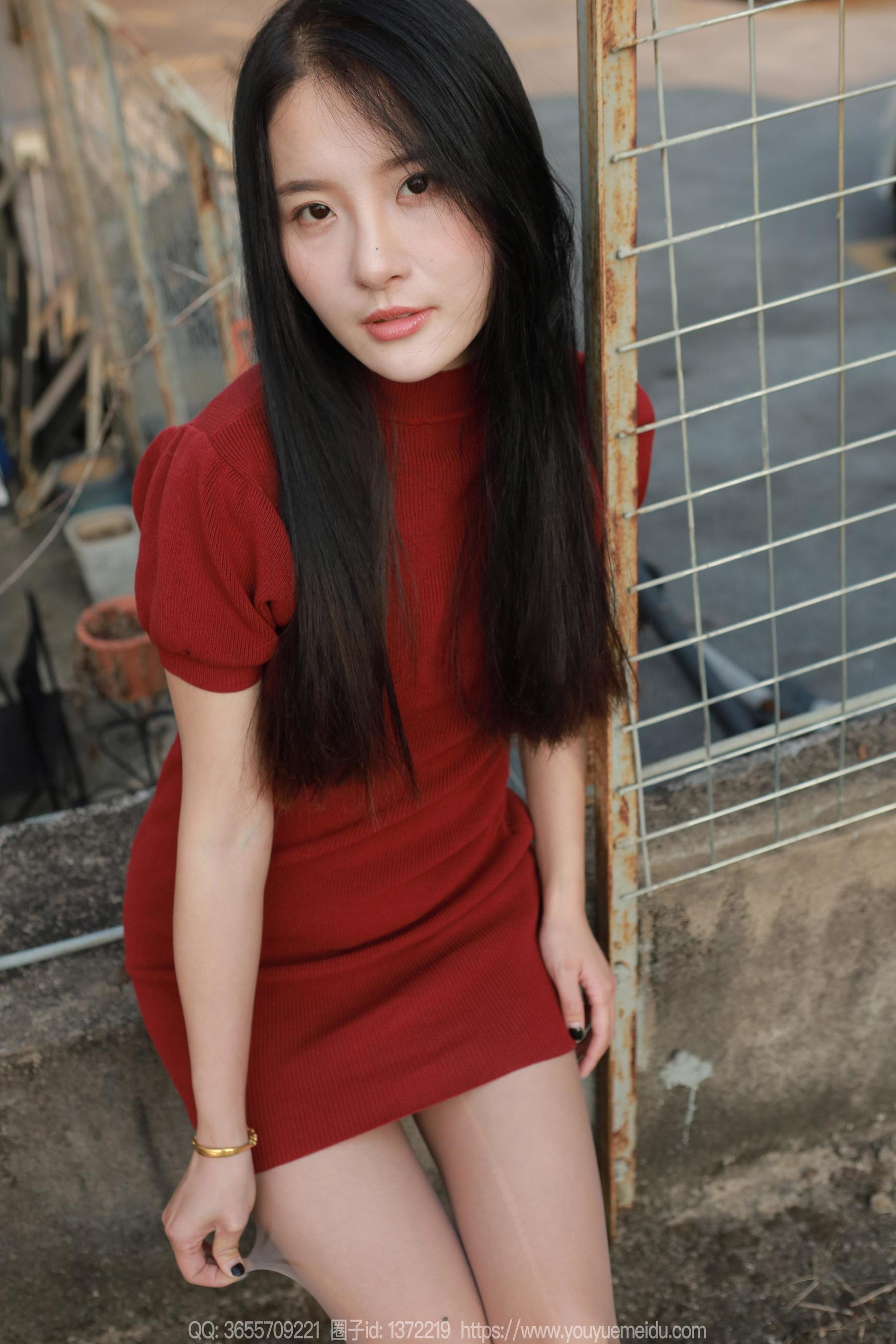 IESS异思趣向 - 模特： 婉萍 《西红柿（上）》/(85P)