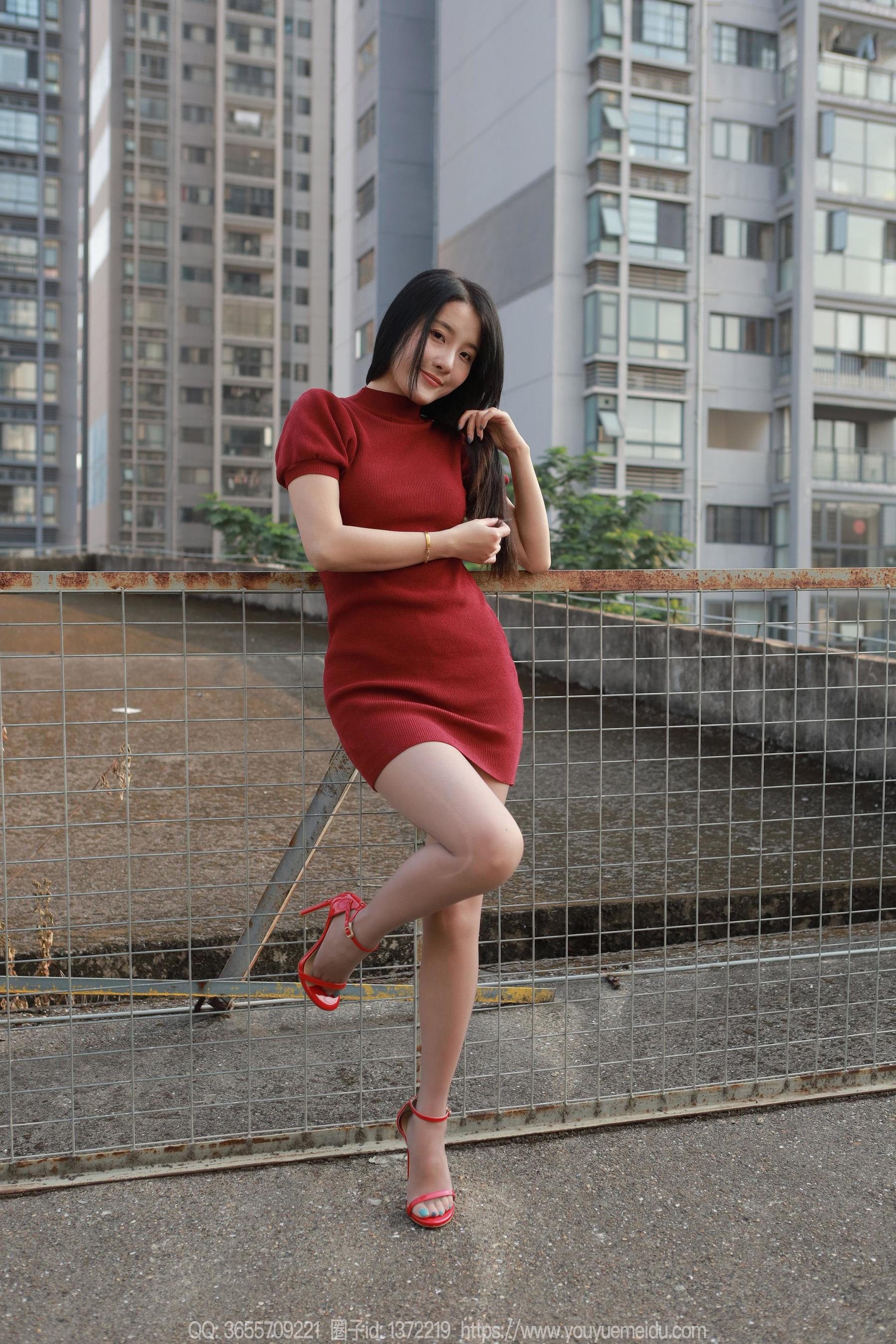 IESS异思趣向 - 模特： 婉萍 《西红柿（上）》/(85P)