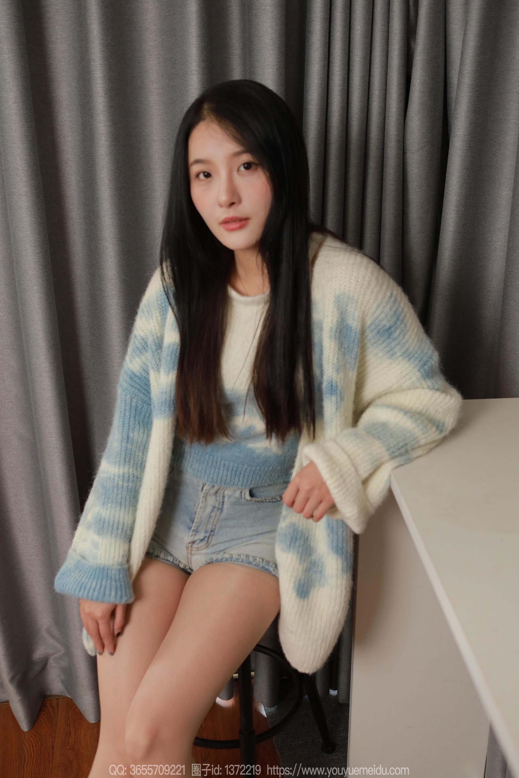 IESS异思趣向 - 模特： 婉萍 《蓝白毛衣（上）》/(90P)