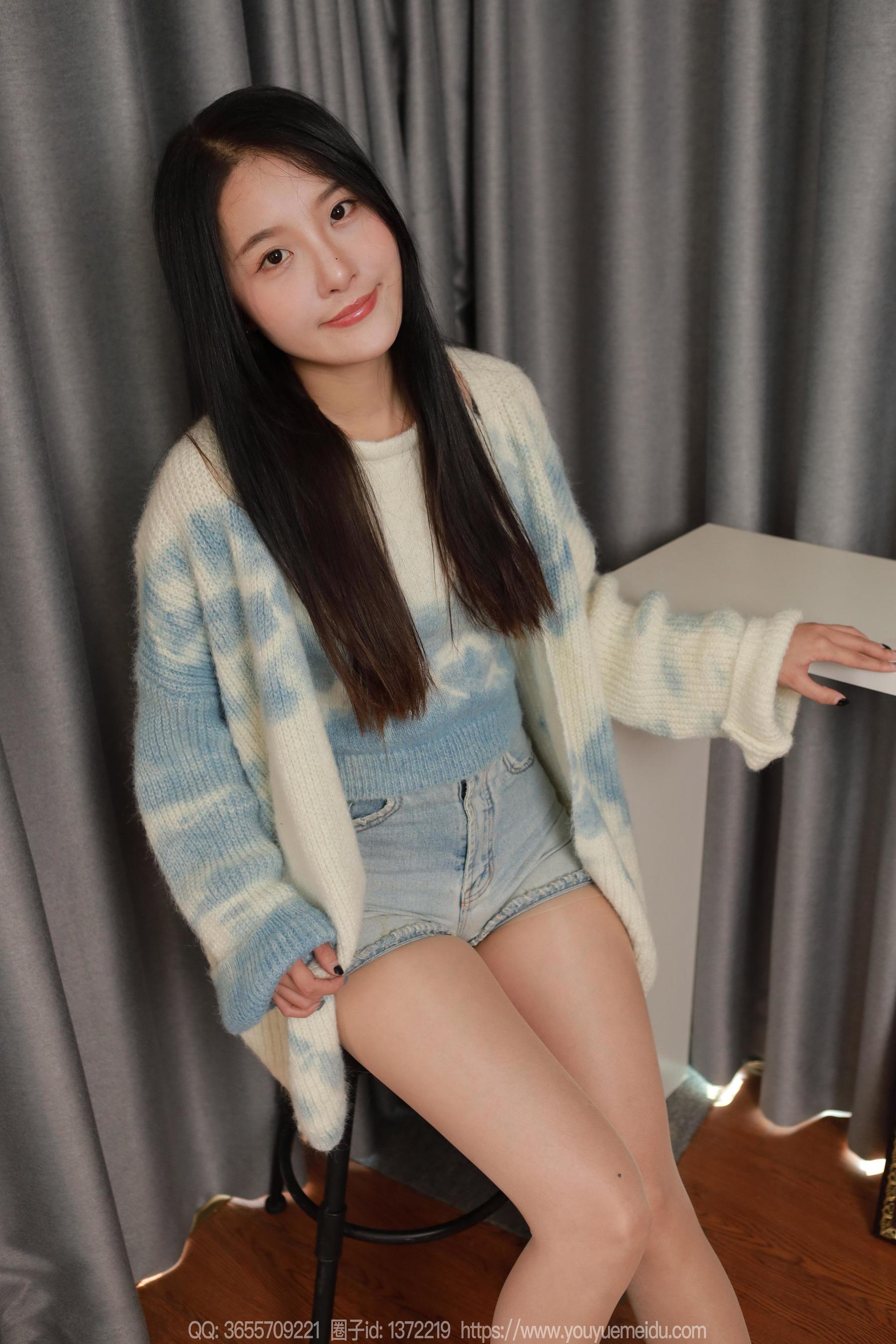 IESS异思趣向 - 模特： 婉萍 《蓝白毛衣（上）》/(90P)