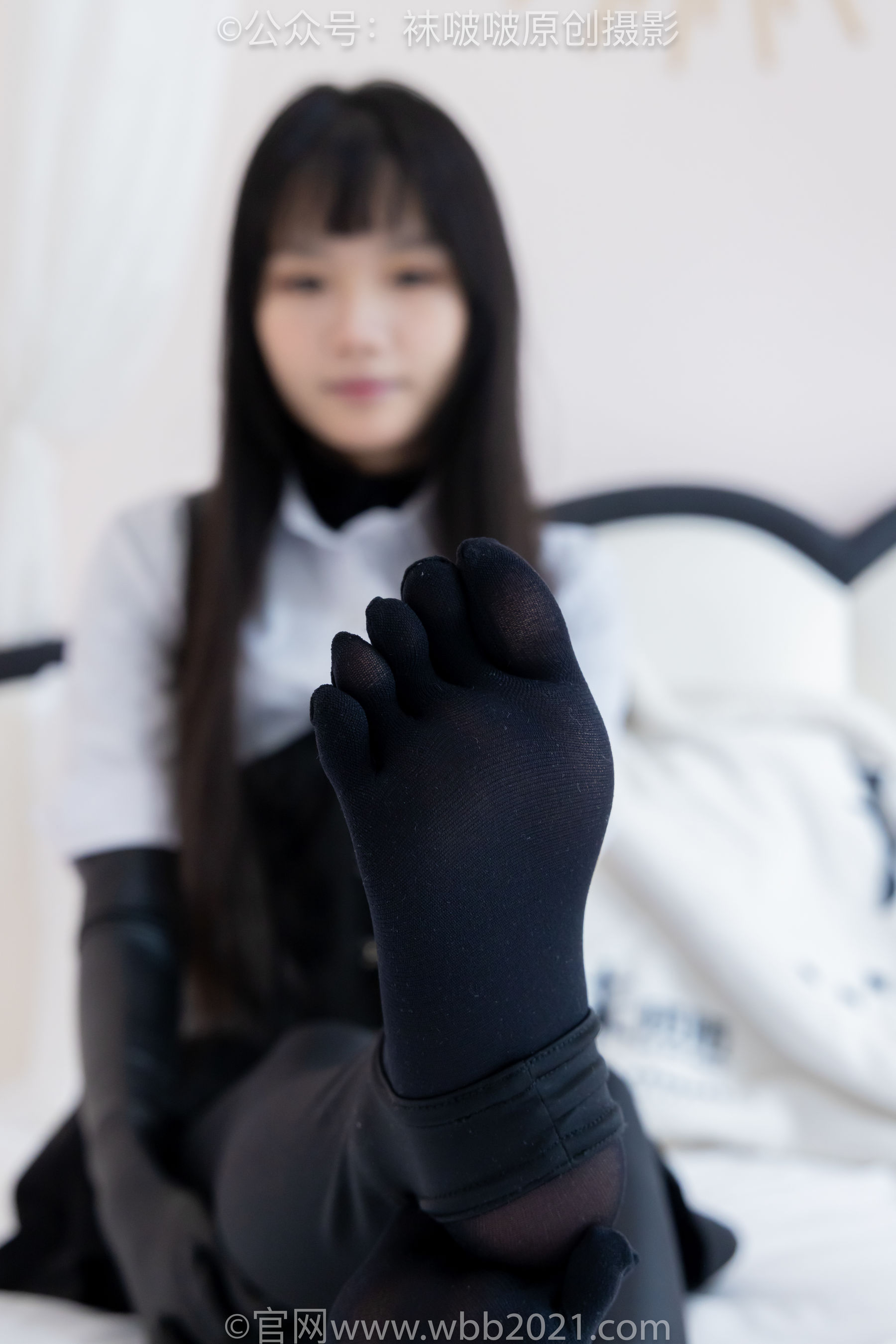 BoBoSocks袜啵啵 No.499 甜甜圈 - 高跟长靴、踩脚裤、厚黑丝五指袜、黑皮手套、裤里丝/(144P)