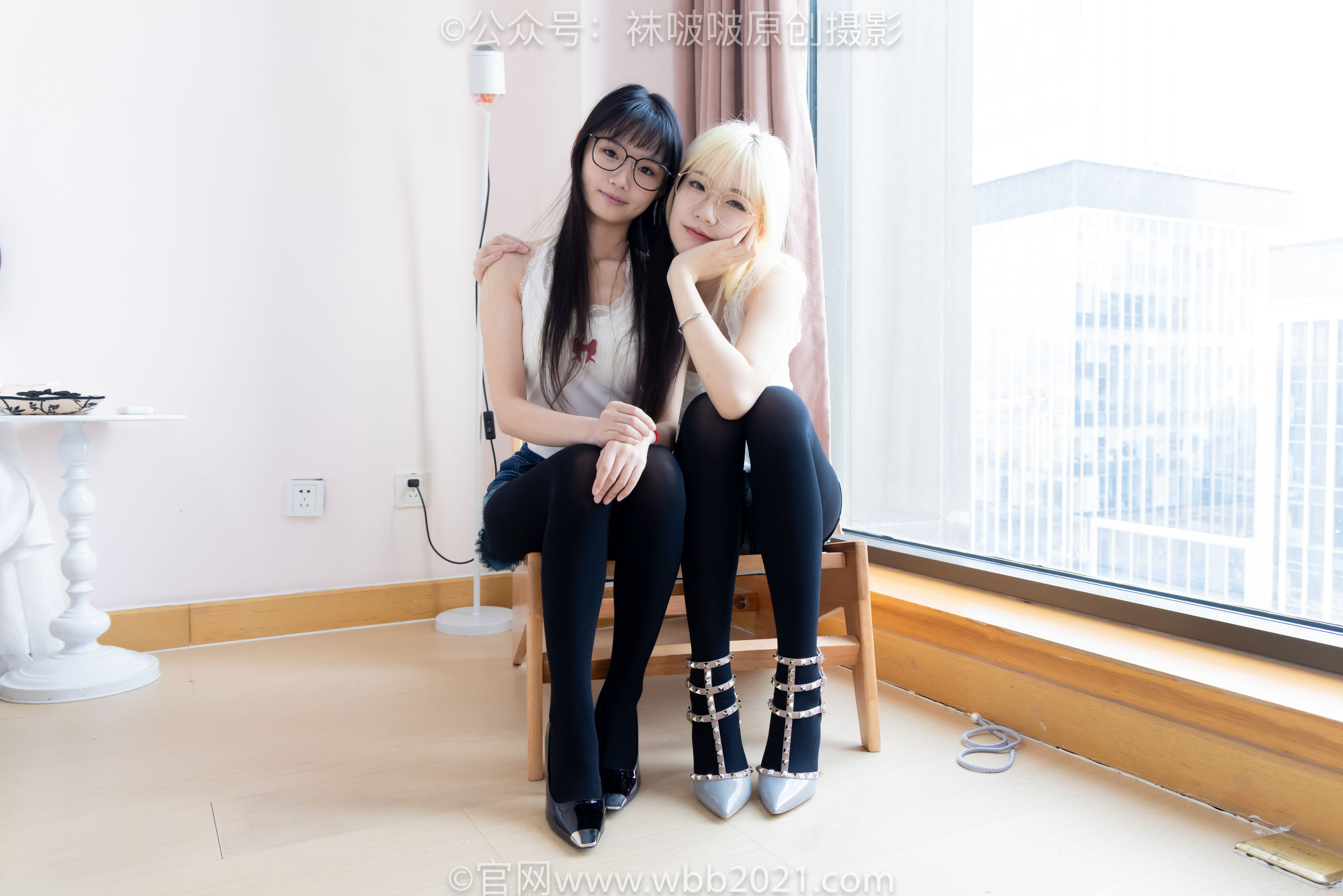 BoBoSocks袜啵啵 No.498 小甜豆&甜甜圈 - 两双高跟鞋、两双板鞋、厚黑丝、厚橘丝、厚紫丝/(244P)
