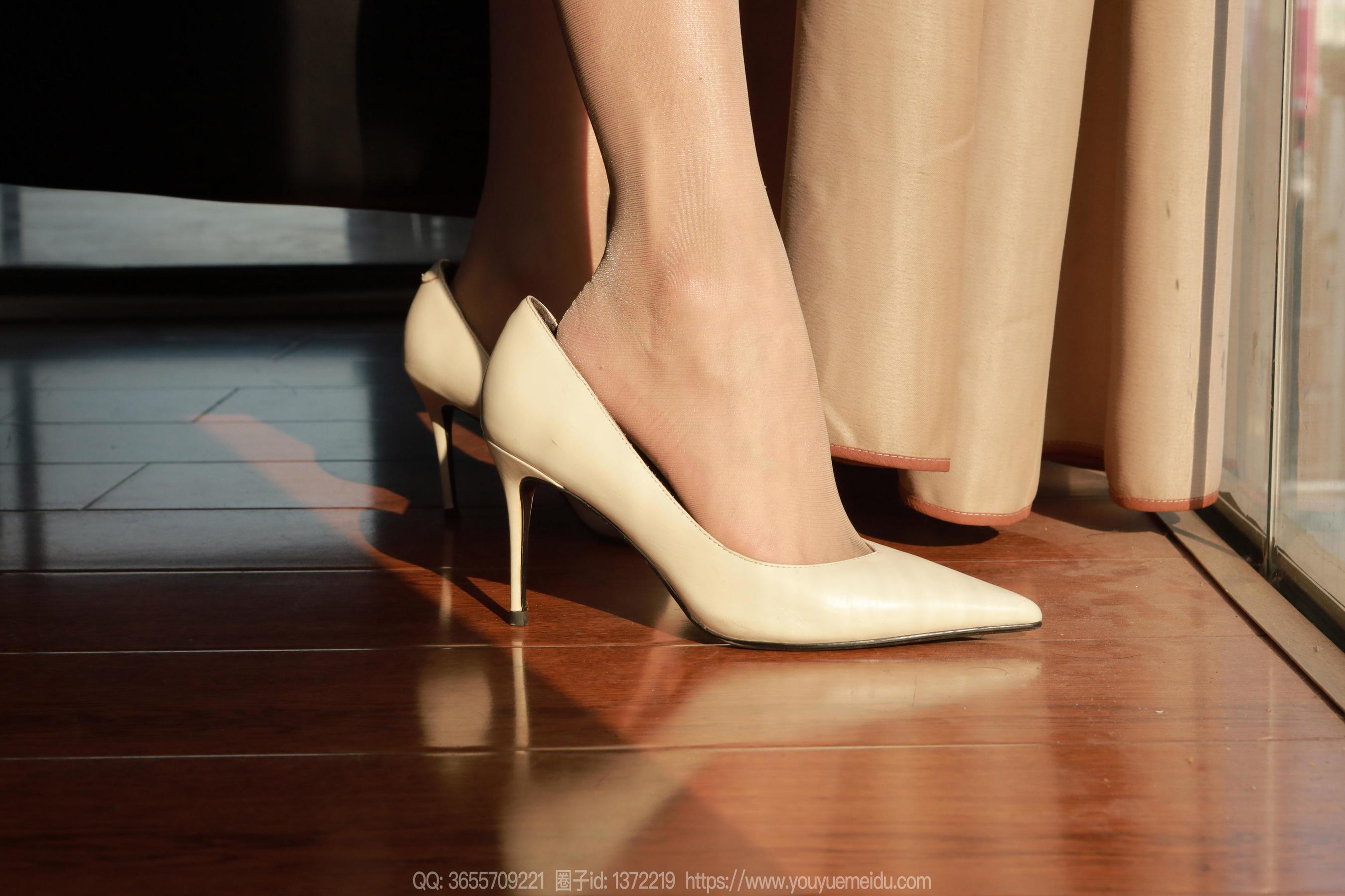 IESS异思趣向 - 模特： 婉萍 《蓝色毛衣（下）》/(89P)