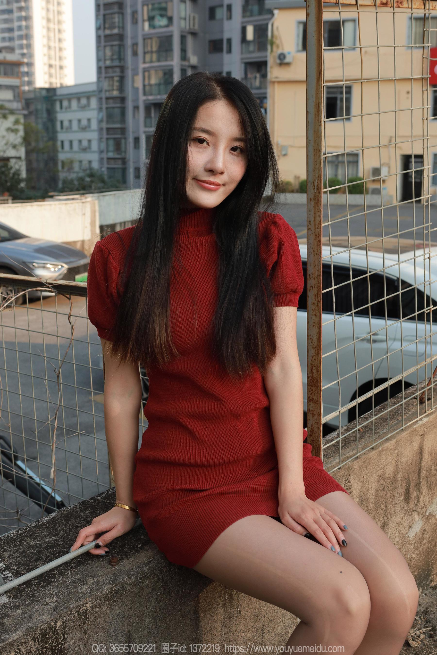 IESS异思趣向 - 模特： 婉萍 《西红柿（上）》/(85P)