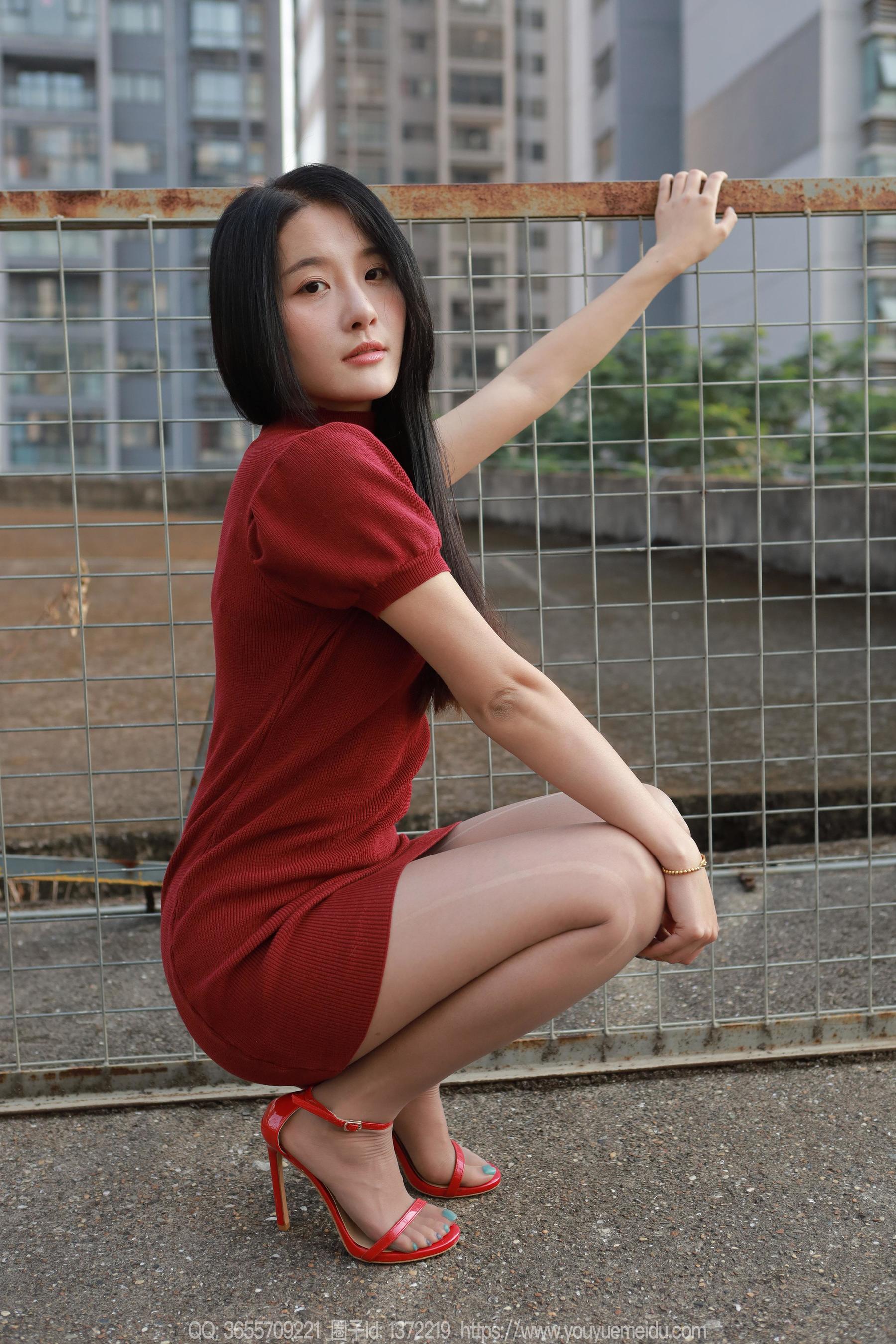 IESS异思趣向 - 模特： 婉萍 《西红柿（上）》/(85P)