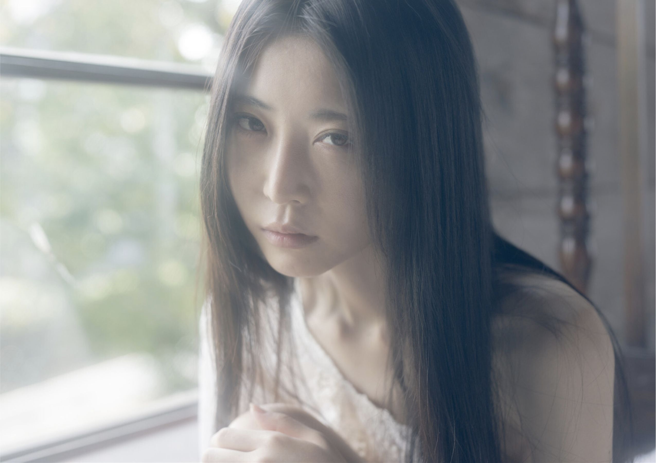 七菜乃 - Brilliant Light/(58P)
