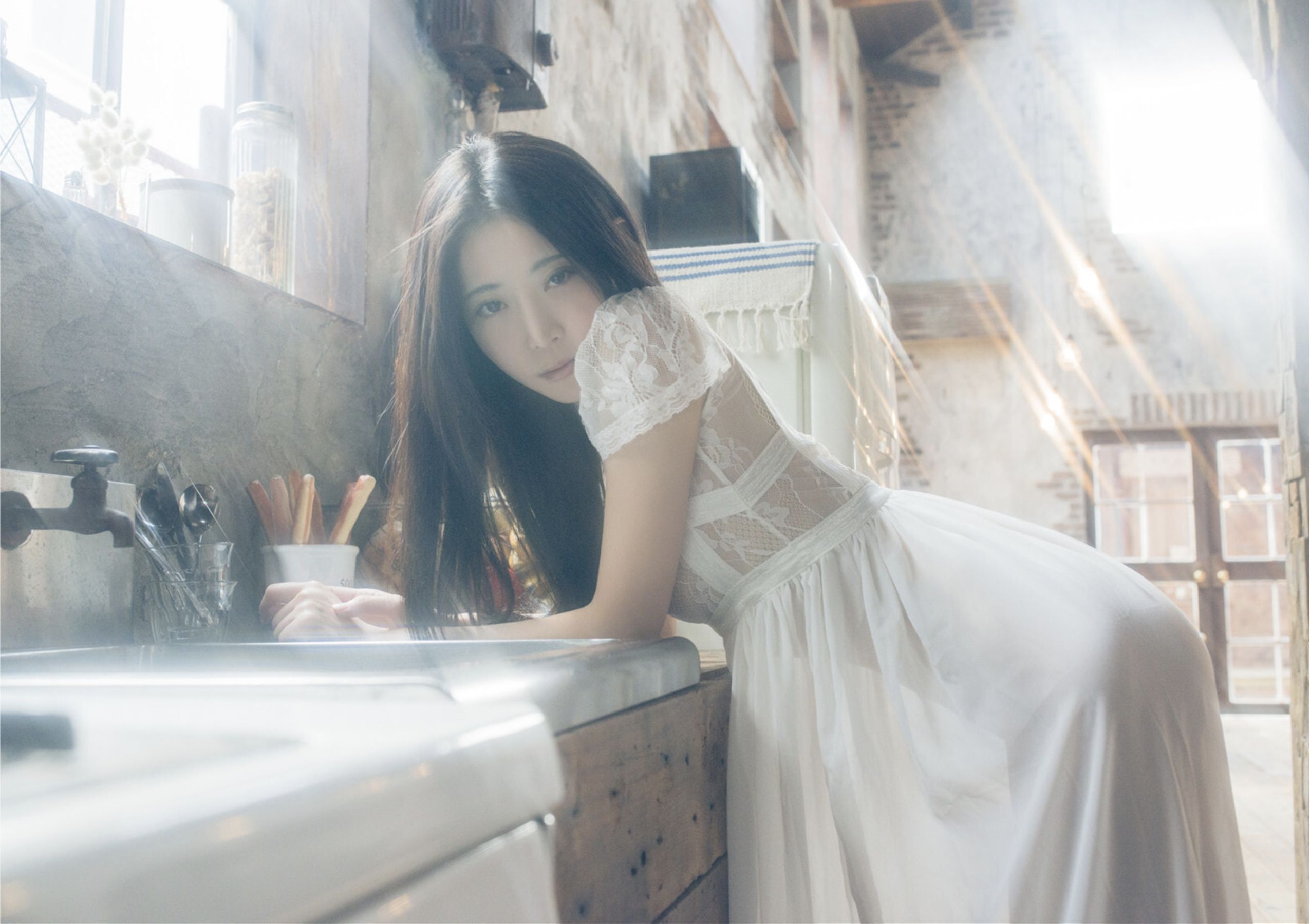 七菜乃 - Brilliant Light/(58P)