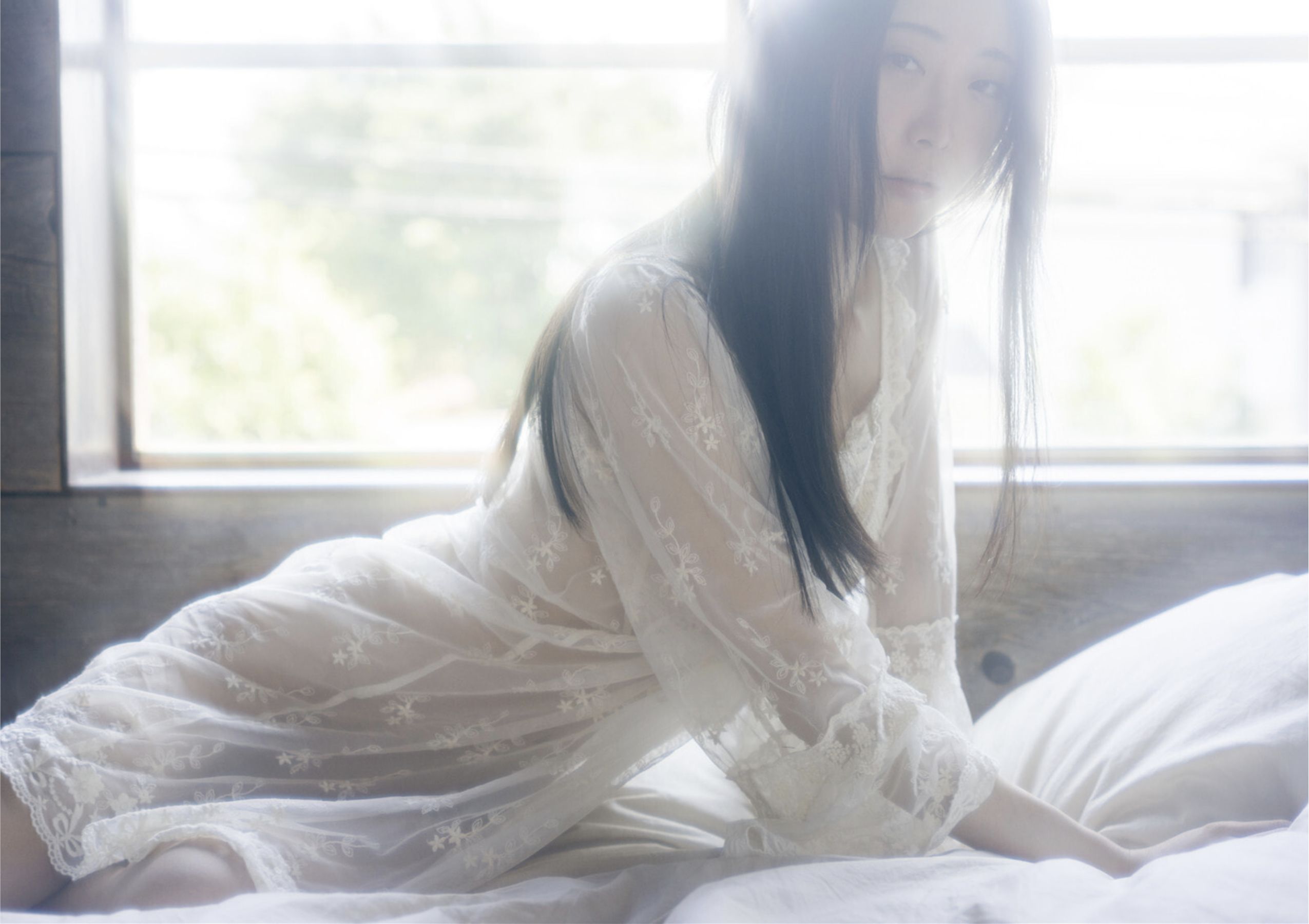 七菜乃 - Brilliant Light/(58P)