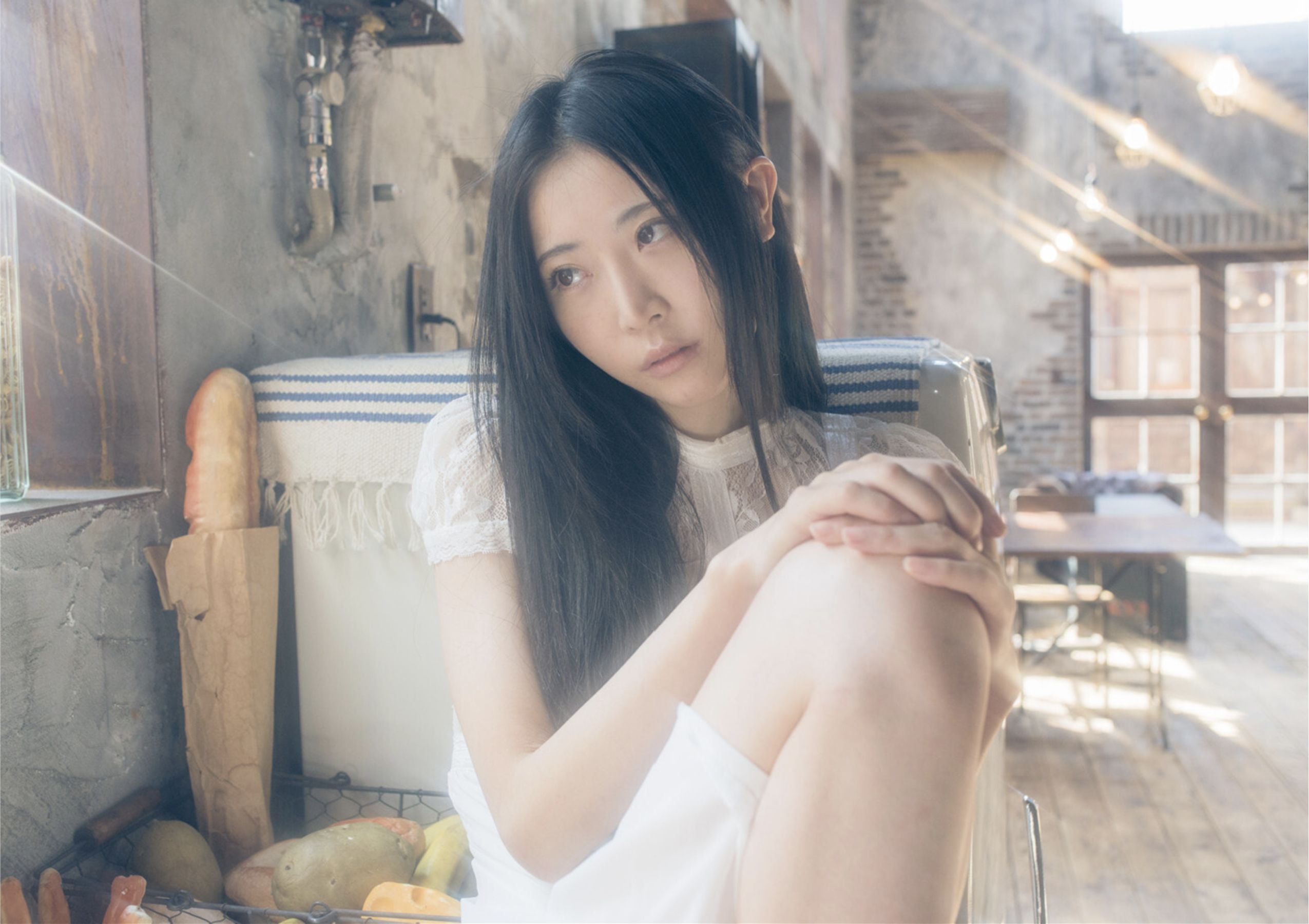 七菜乃 - Brilliant Light/(58P)