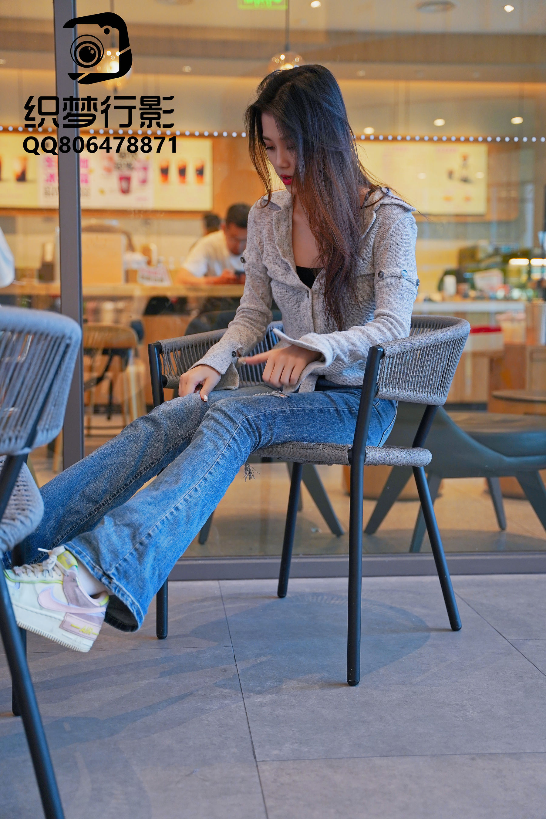 [织梦映像] 人潮拥挤-眼里温馨已通电/(325P)