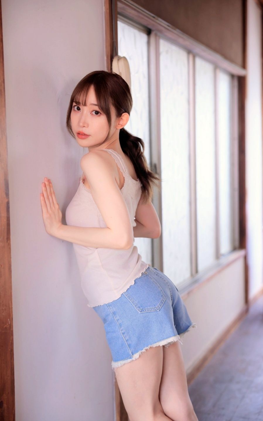七瀬アリス - 毎朝僕を誘惑してくる隣のお宅のアリスさん/(66P)
