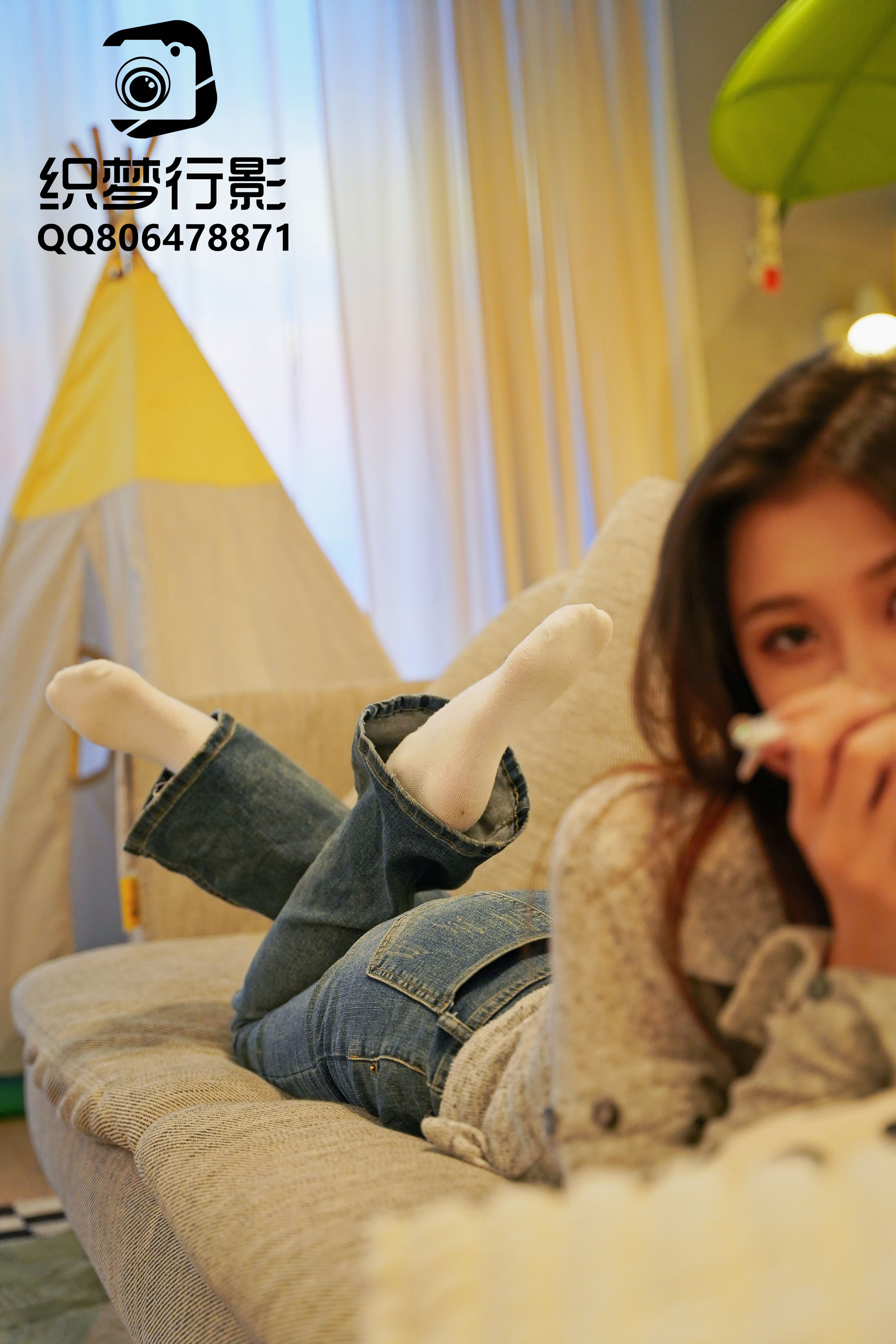 [织梦映像] 人潮拥挤-眼里温馨已通电/(325P)